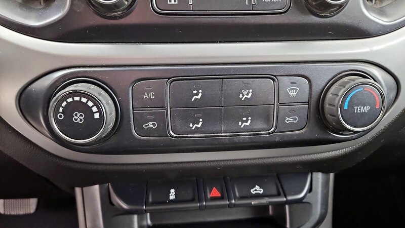 2019 Chevrolet Colorado LT 16