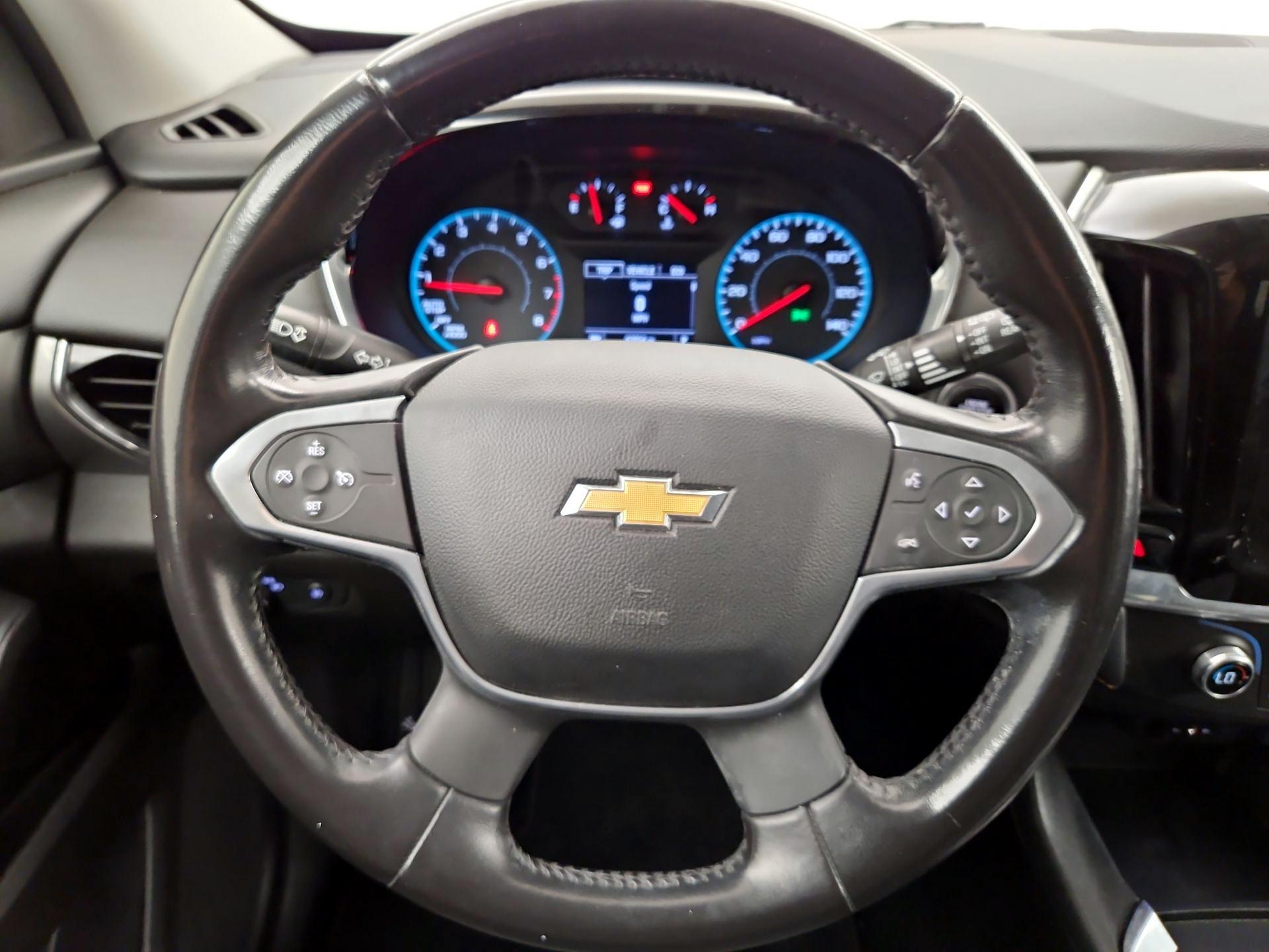 Thumbnail: 2021 Chevrolet Traverse - 10