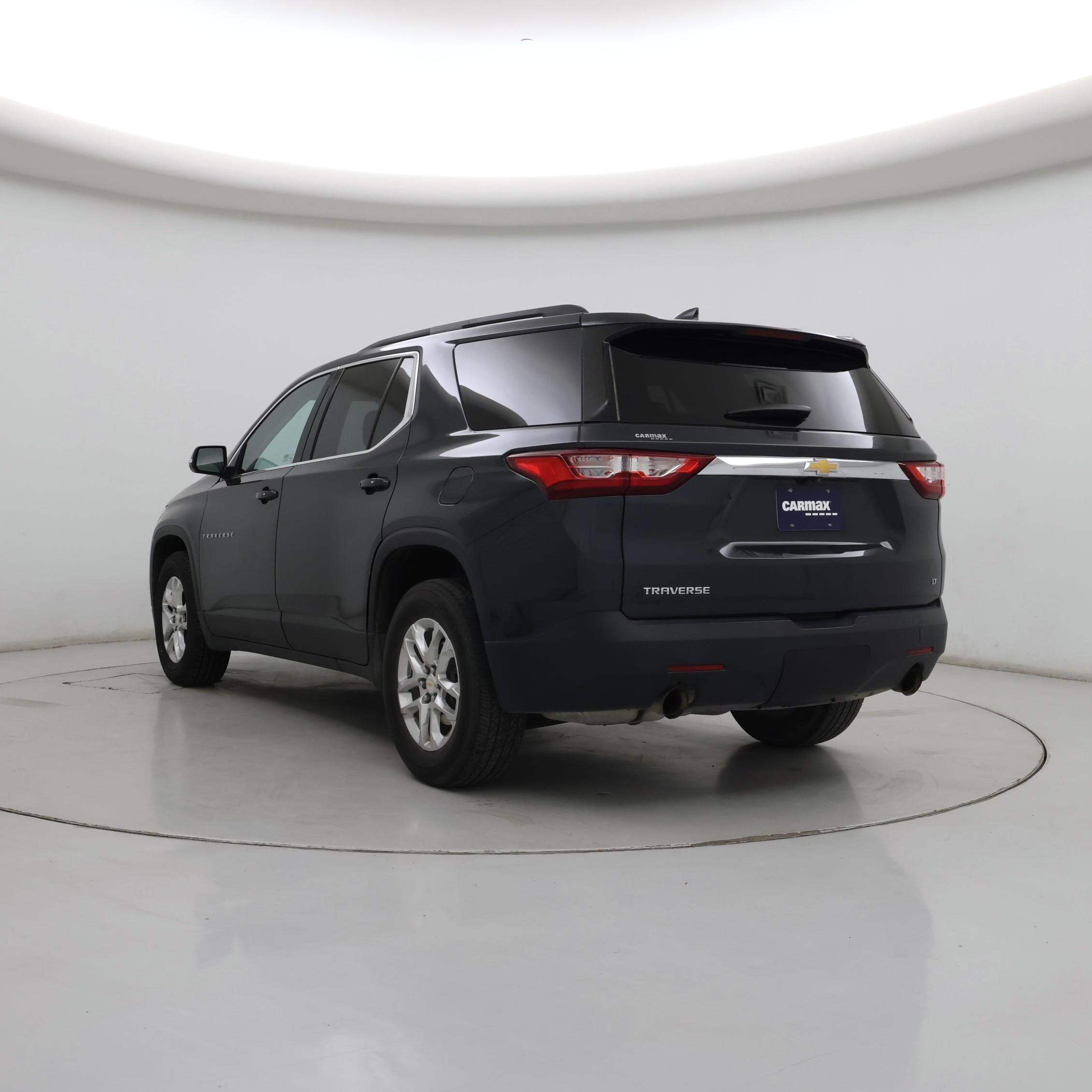 Thumbnail: 2021 Chevrolet Traverse - 2