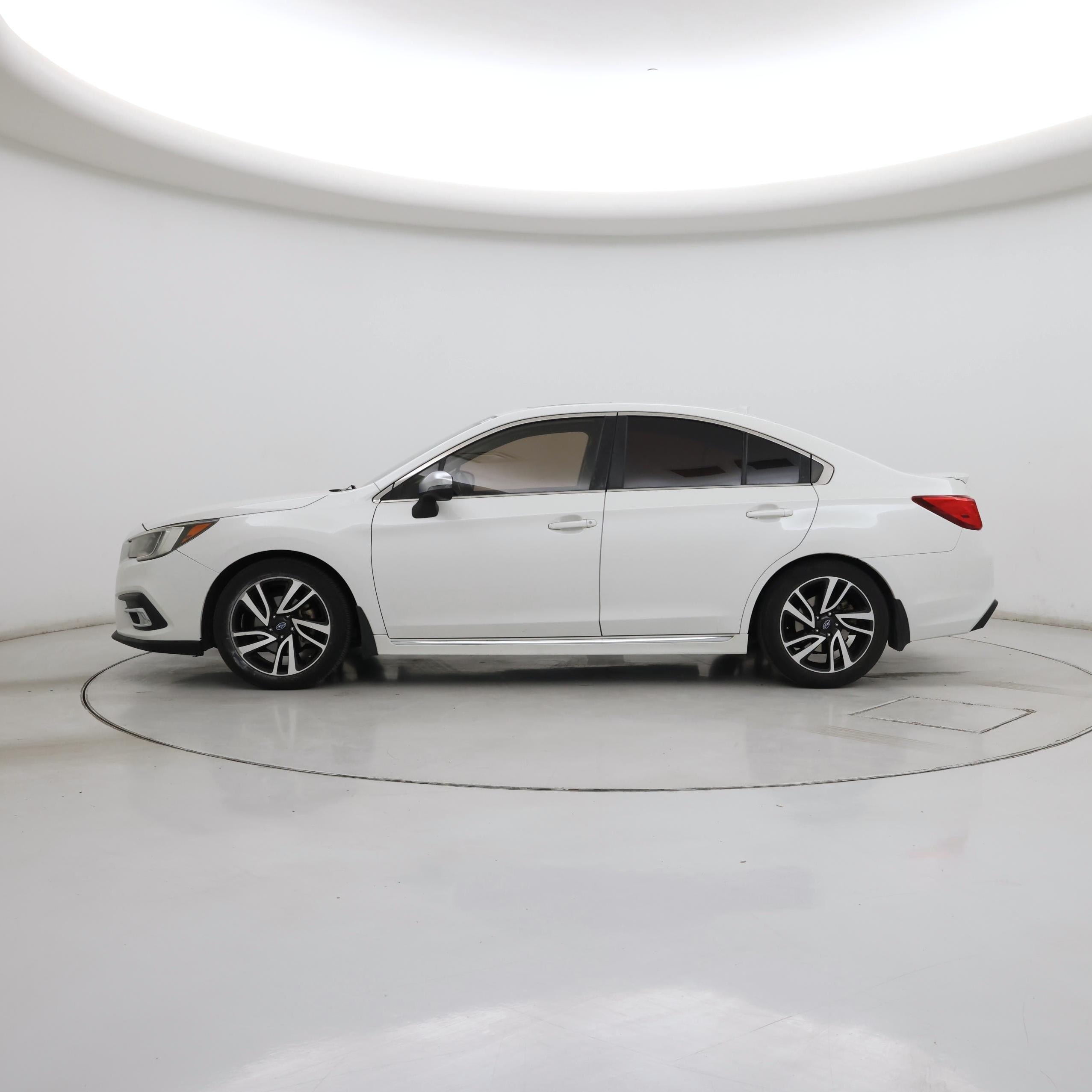 Thumbnail: 2019 Subaru Legacy - 3