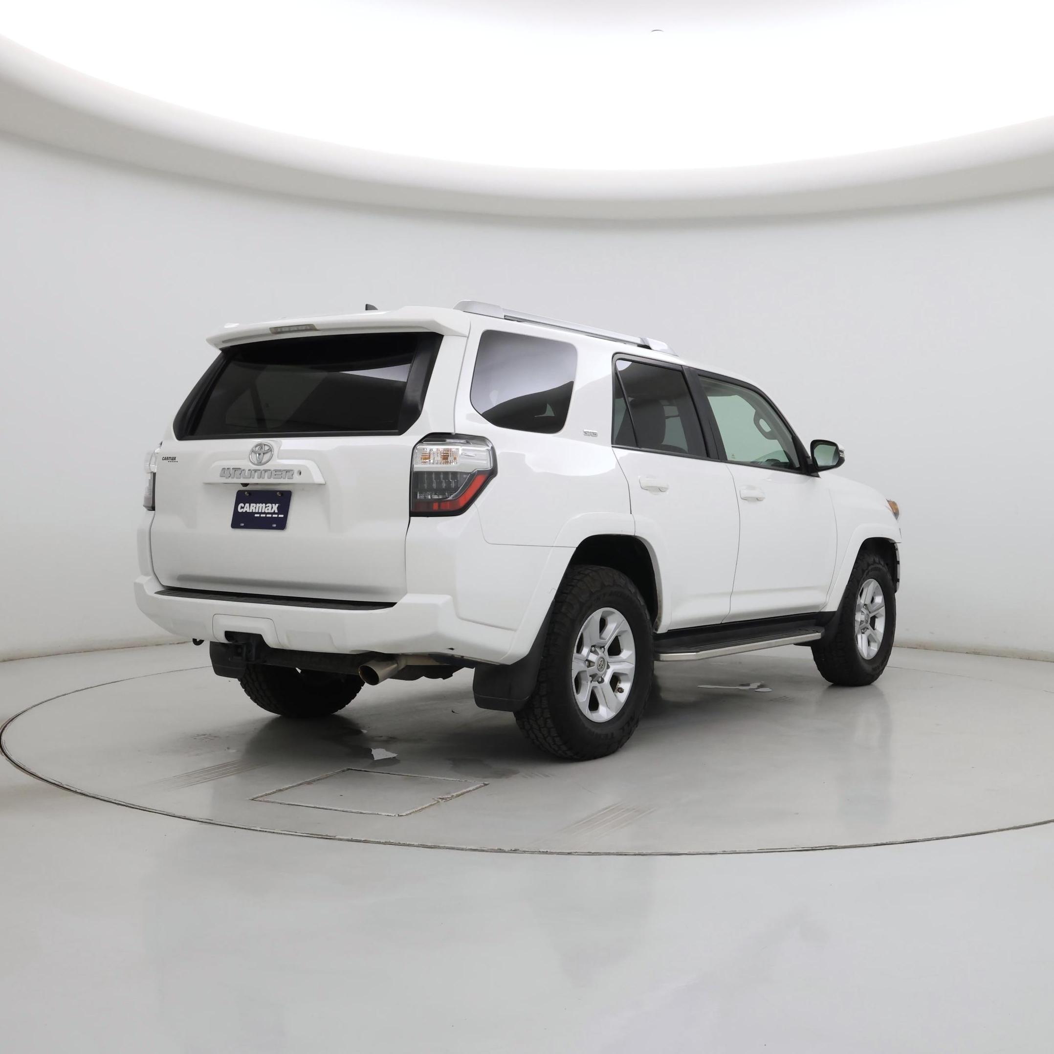 Thumbnail: 2018 Toyota 4Runner - 8