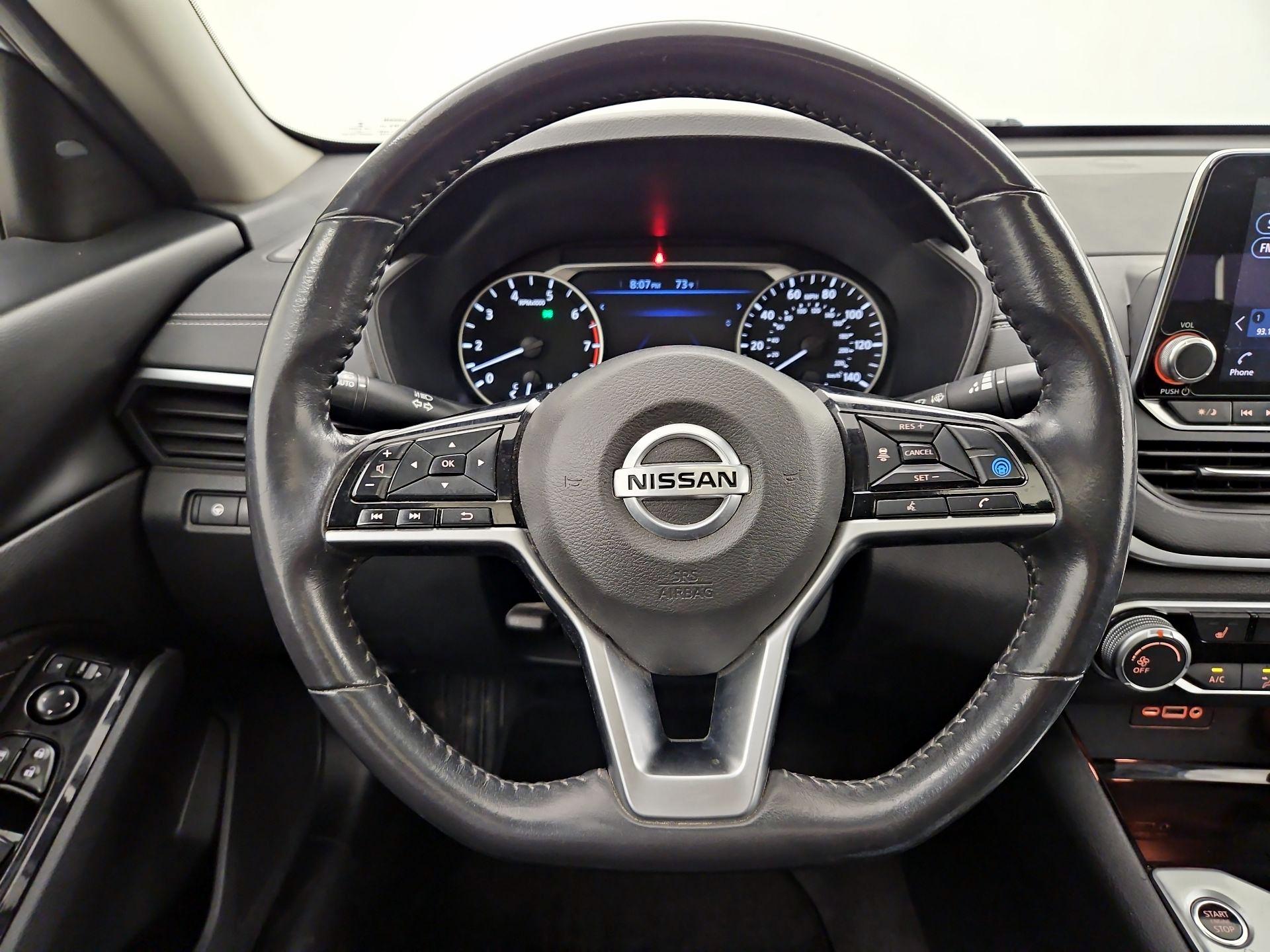 Thumbnail: 2022 Nissan Altima - 10