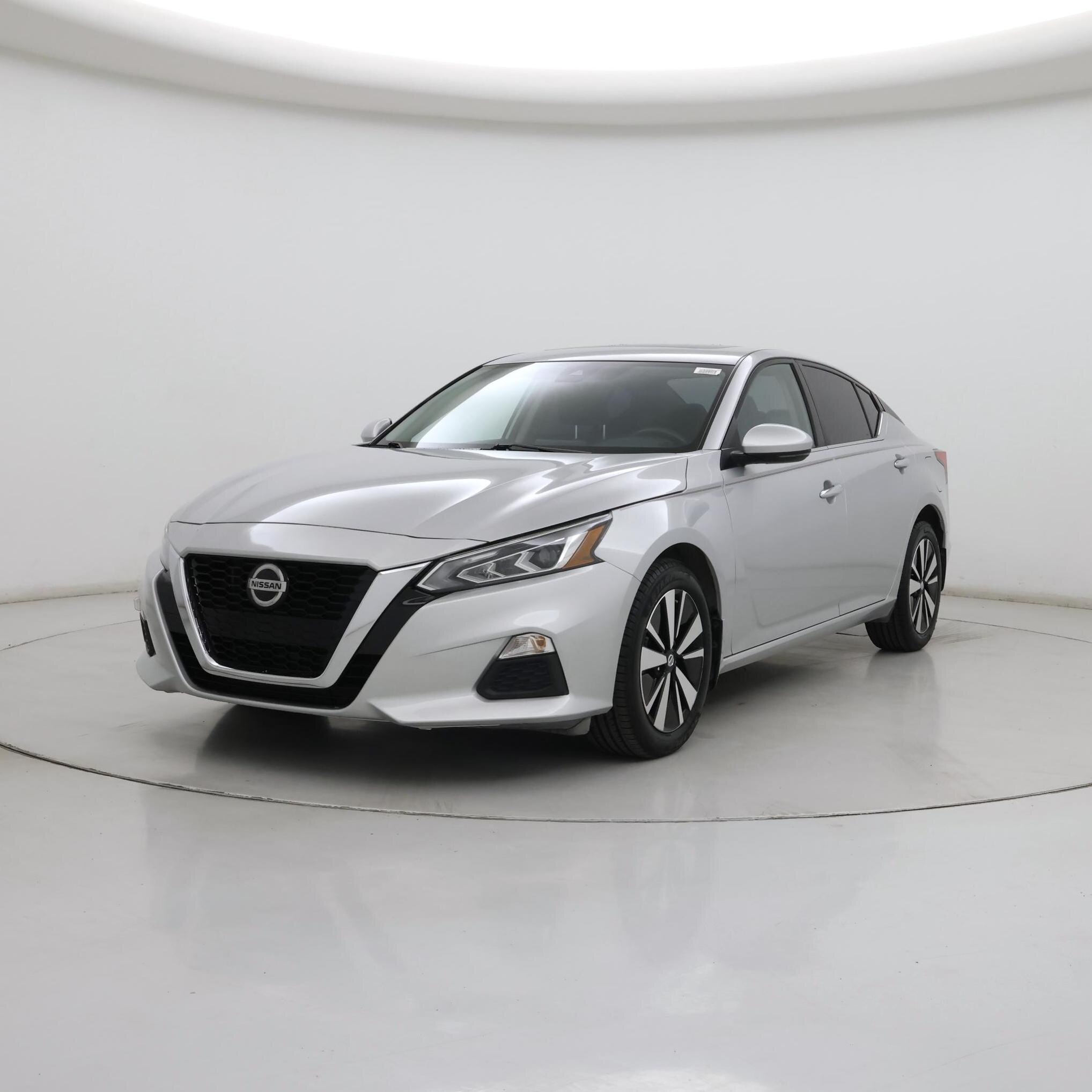 Thumbnail: 2022 Nissan Altima - 4