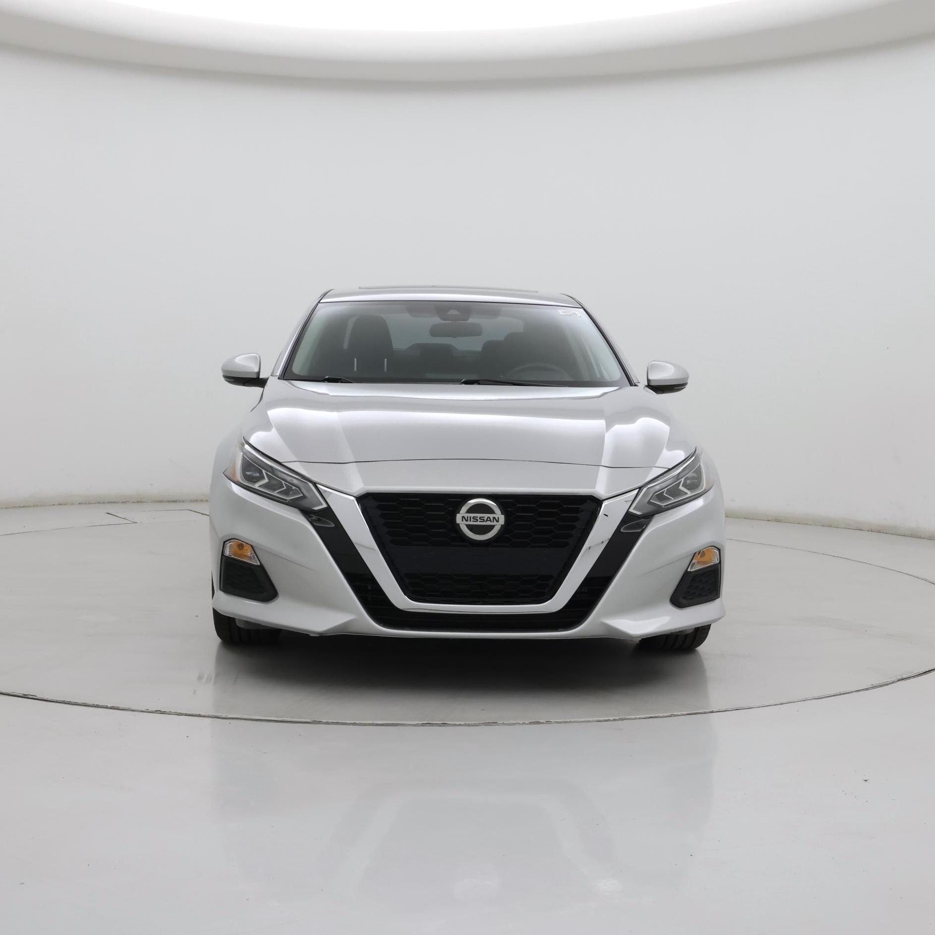 Thumbnail: 2022 Nissan Altima - 5