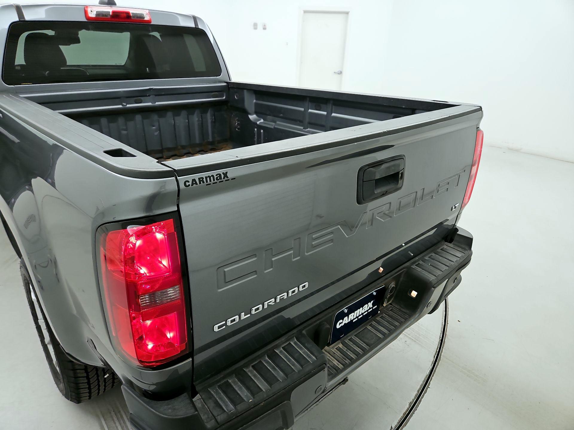 Thumbnail: 2022 Chevrolet Colorado - 20