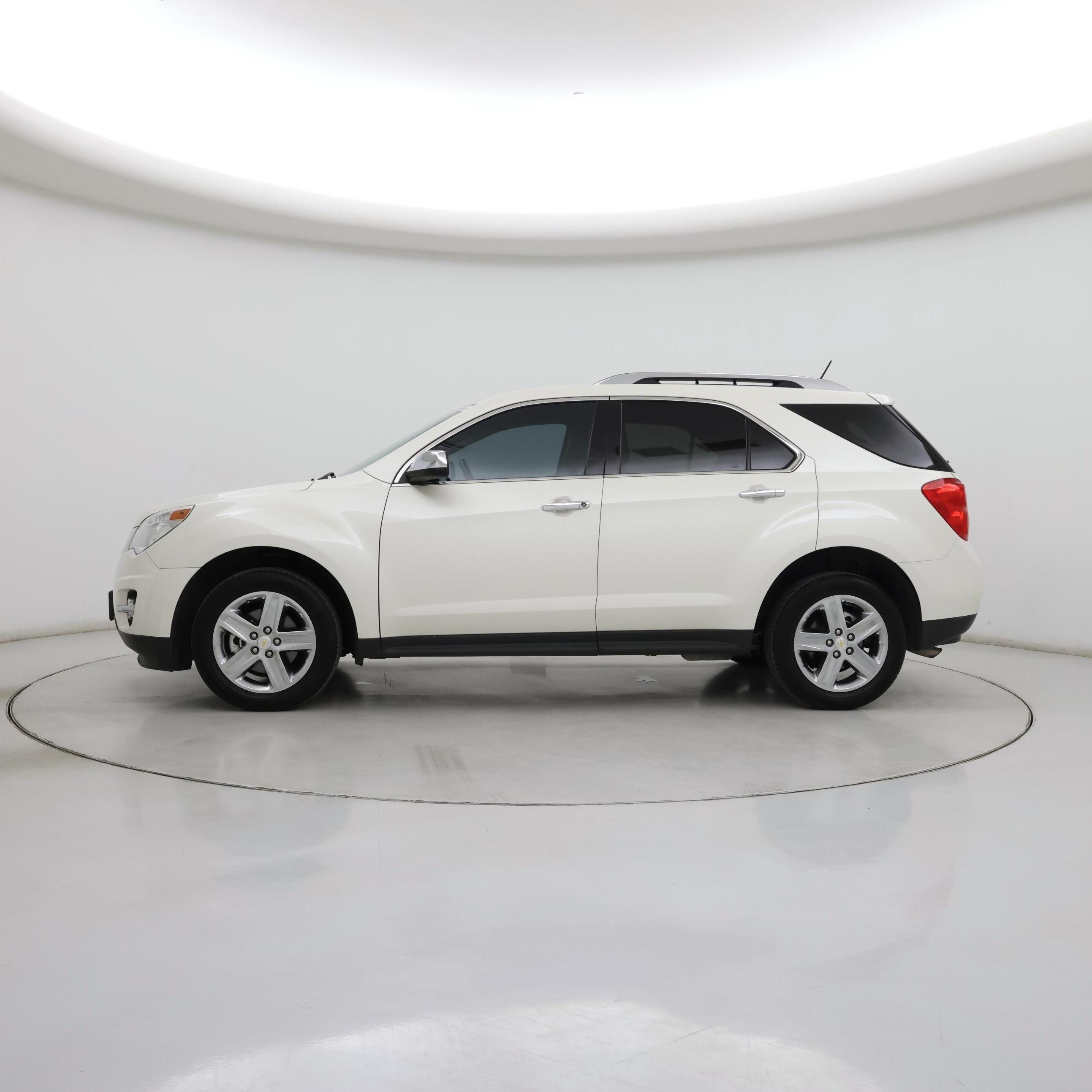 Thumbnail: 2015 Chevrolet Equinox - 3