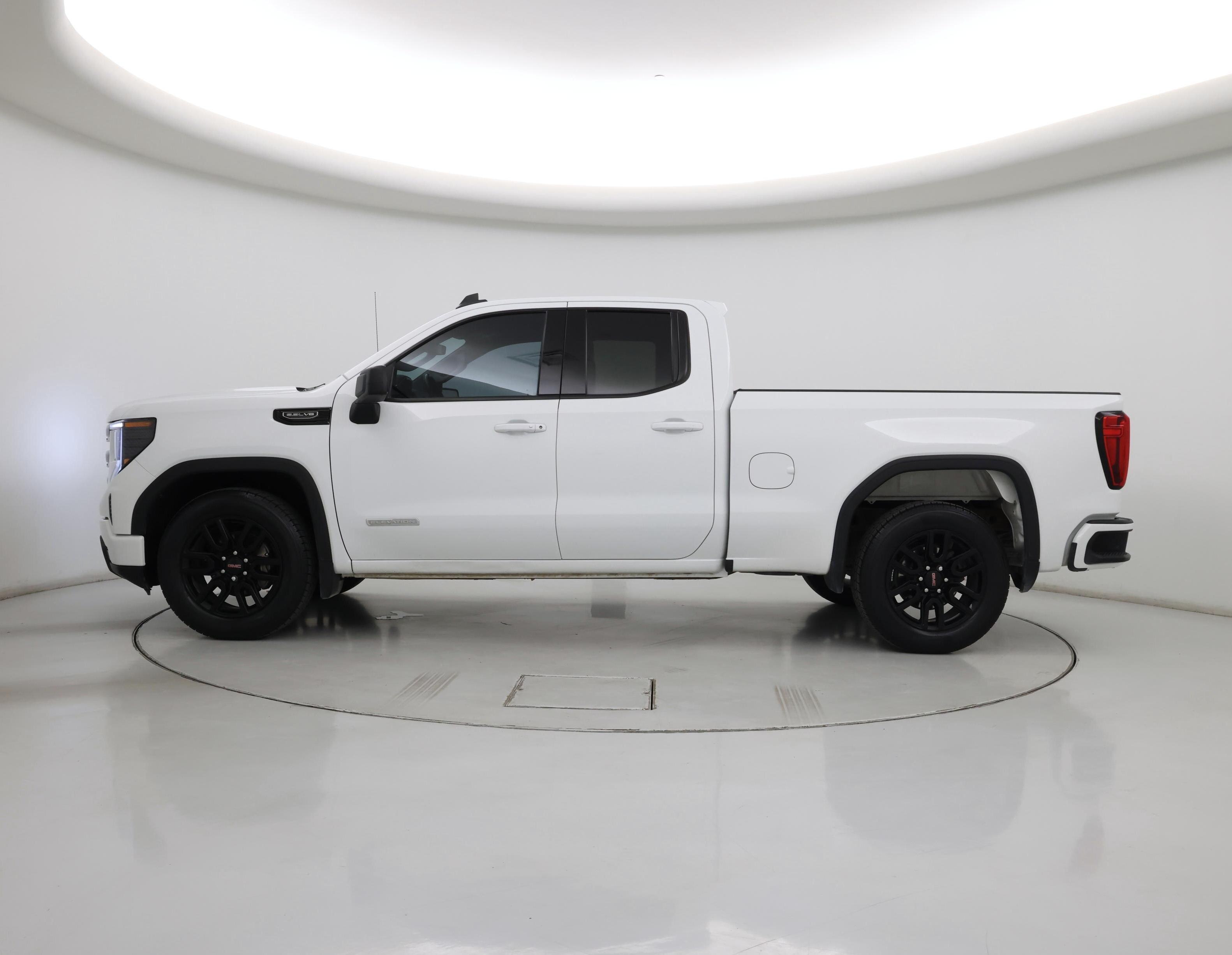 Thumbnail: 2023 GMC Sierra 1500 - 3