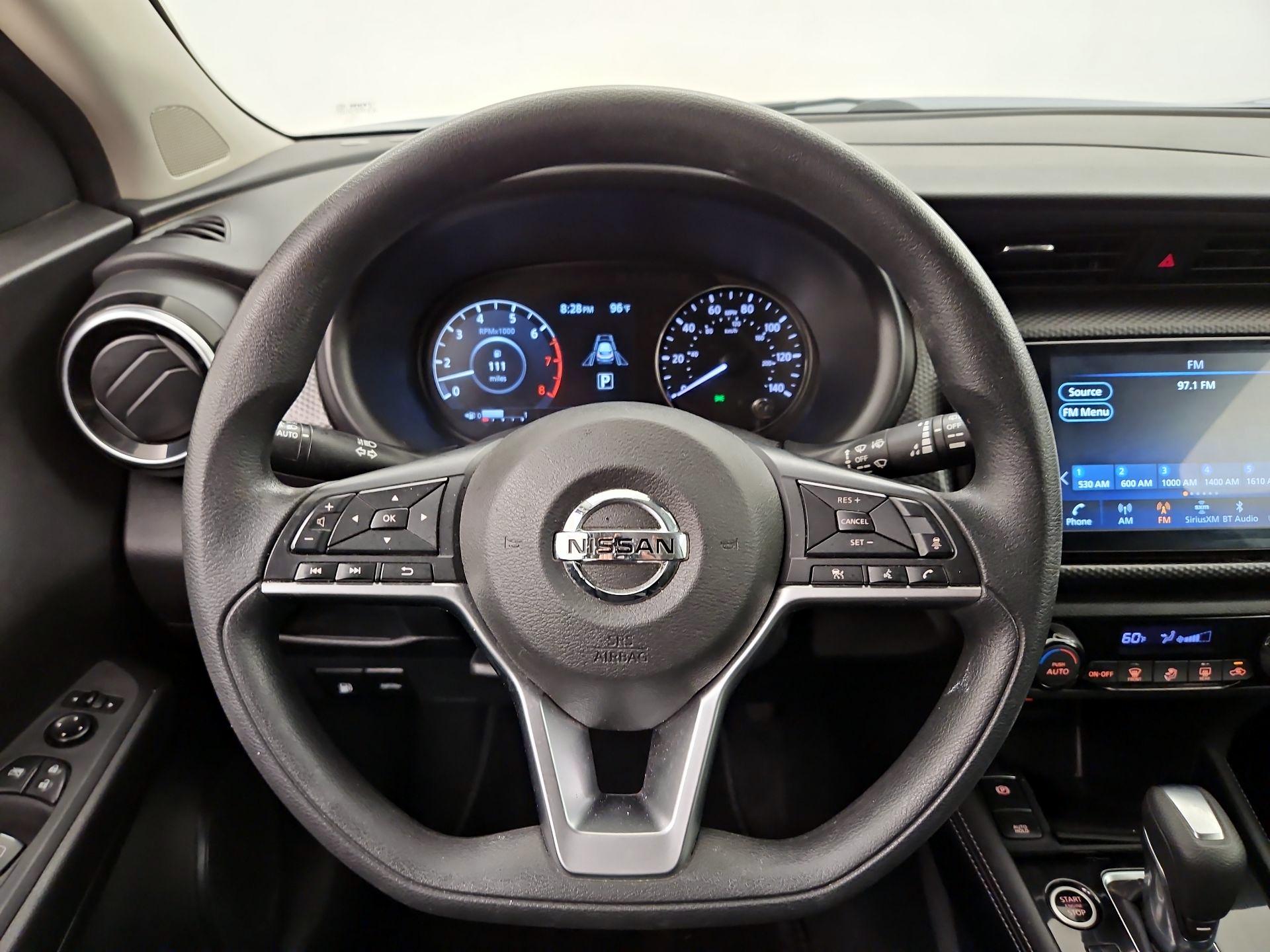 Thumbnail: 2021 Nissan Kicks - 10