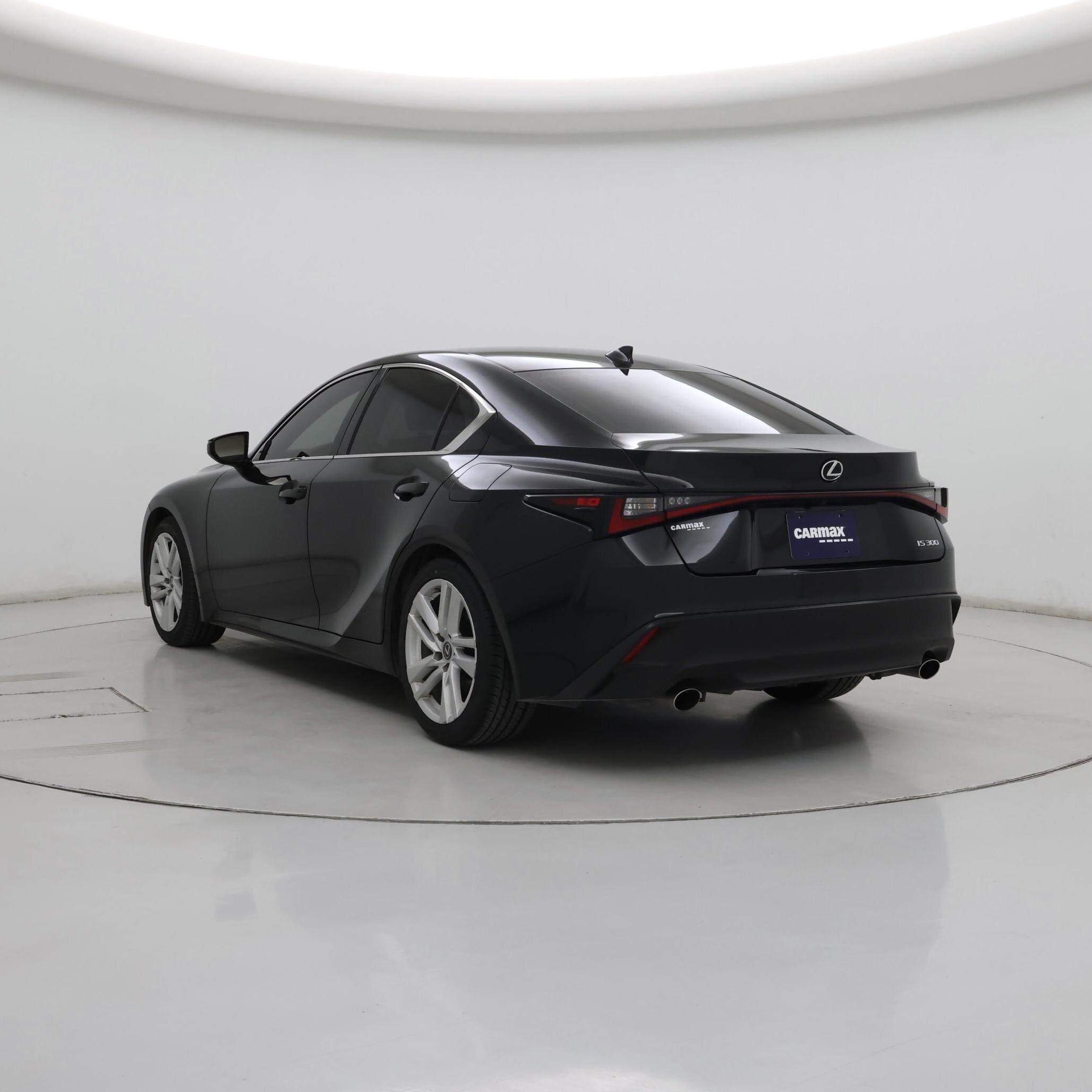 Thumbnail: 2021 Lexus IS - 2