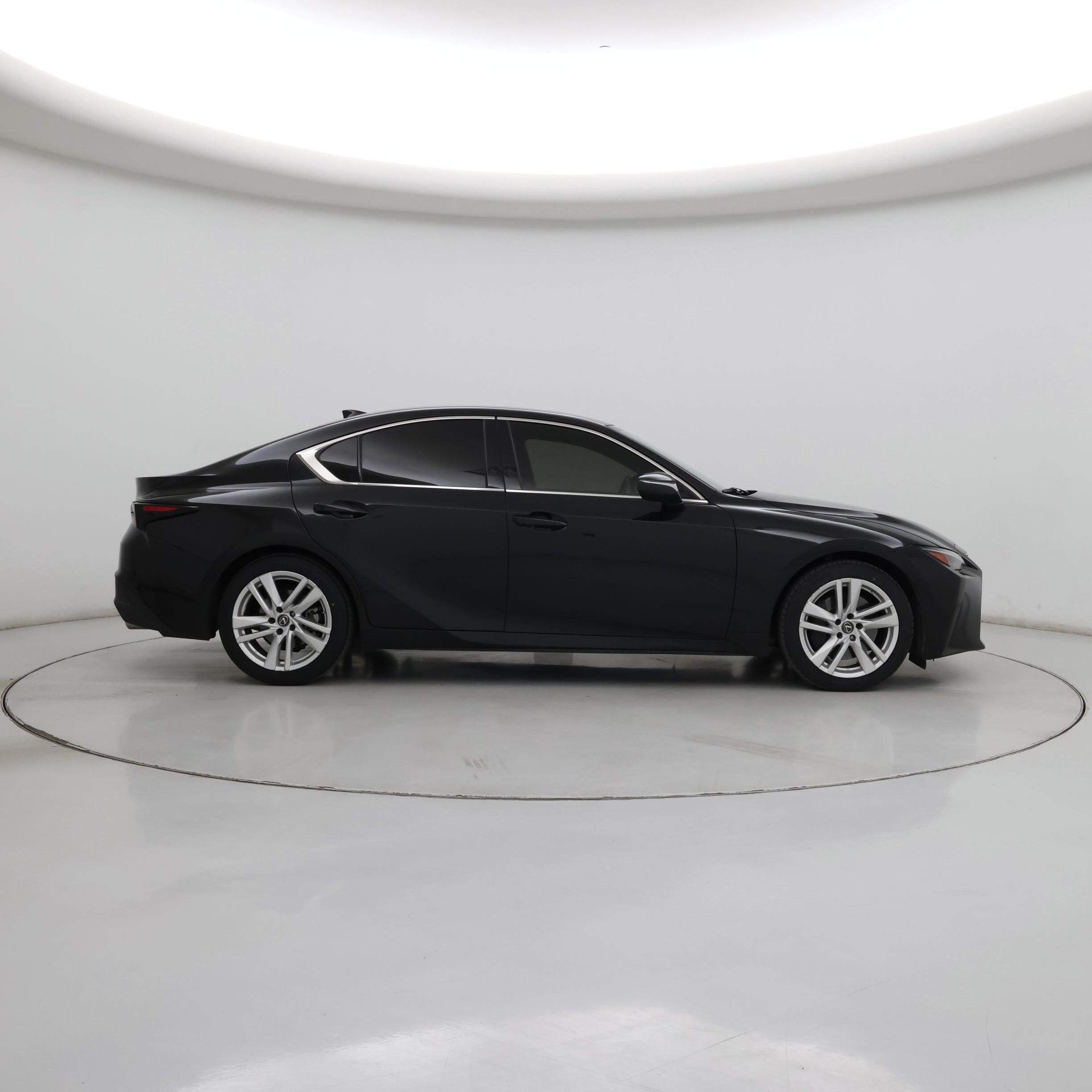 Thumbnail: 2021 Lexus IS - 7
