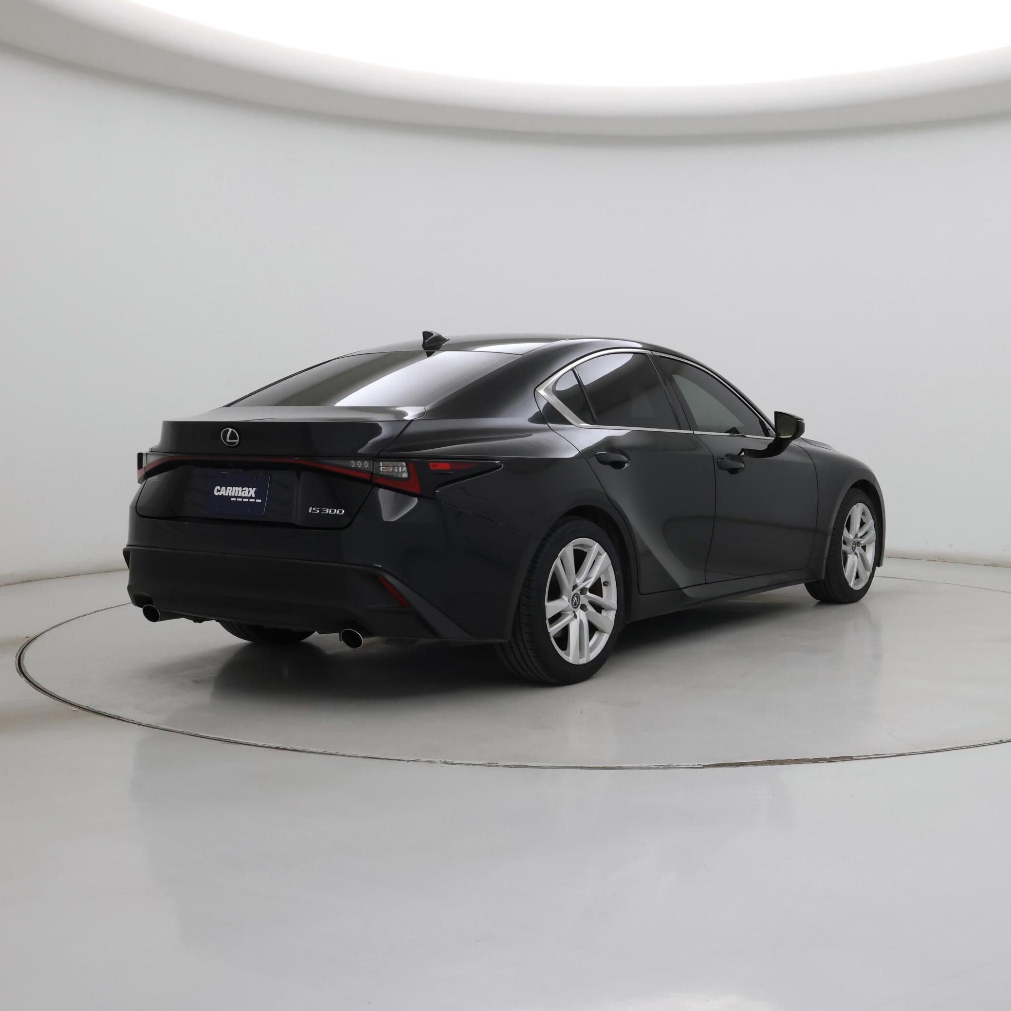 Thumbnail: 2021 Lexus IS - 8