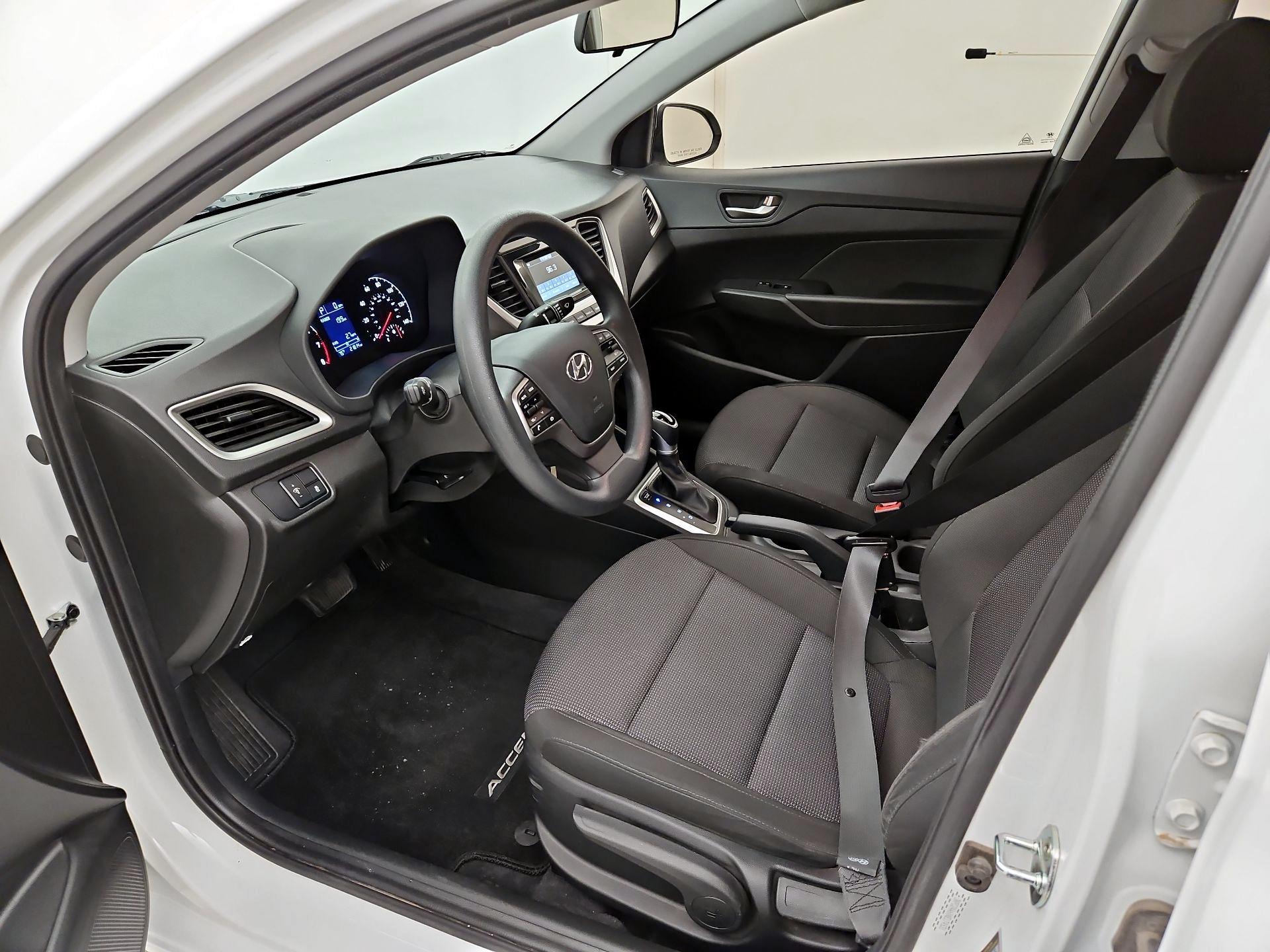Thumbnail: 2022 Hyundai Accent - 11