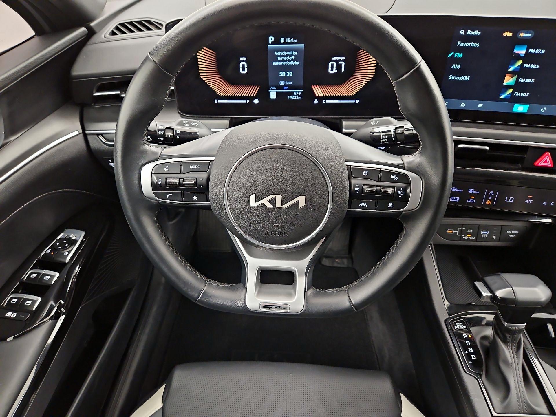 Thumbnail: 2025 Kia K5 - 10