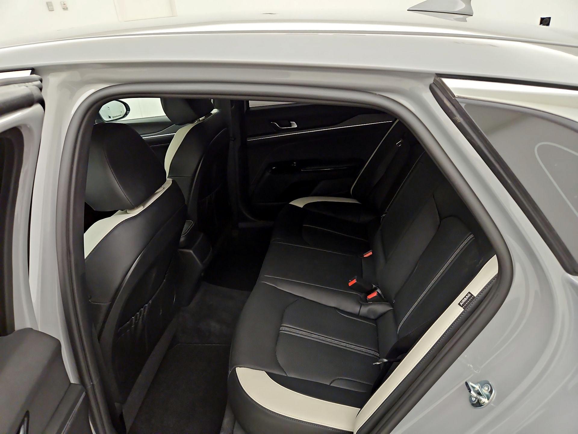 Thumbnail: 2025 Kia K5 - 20
