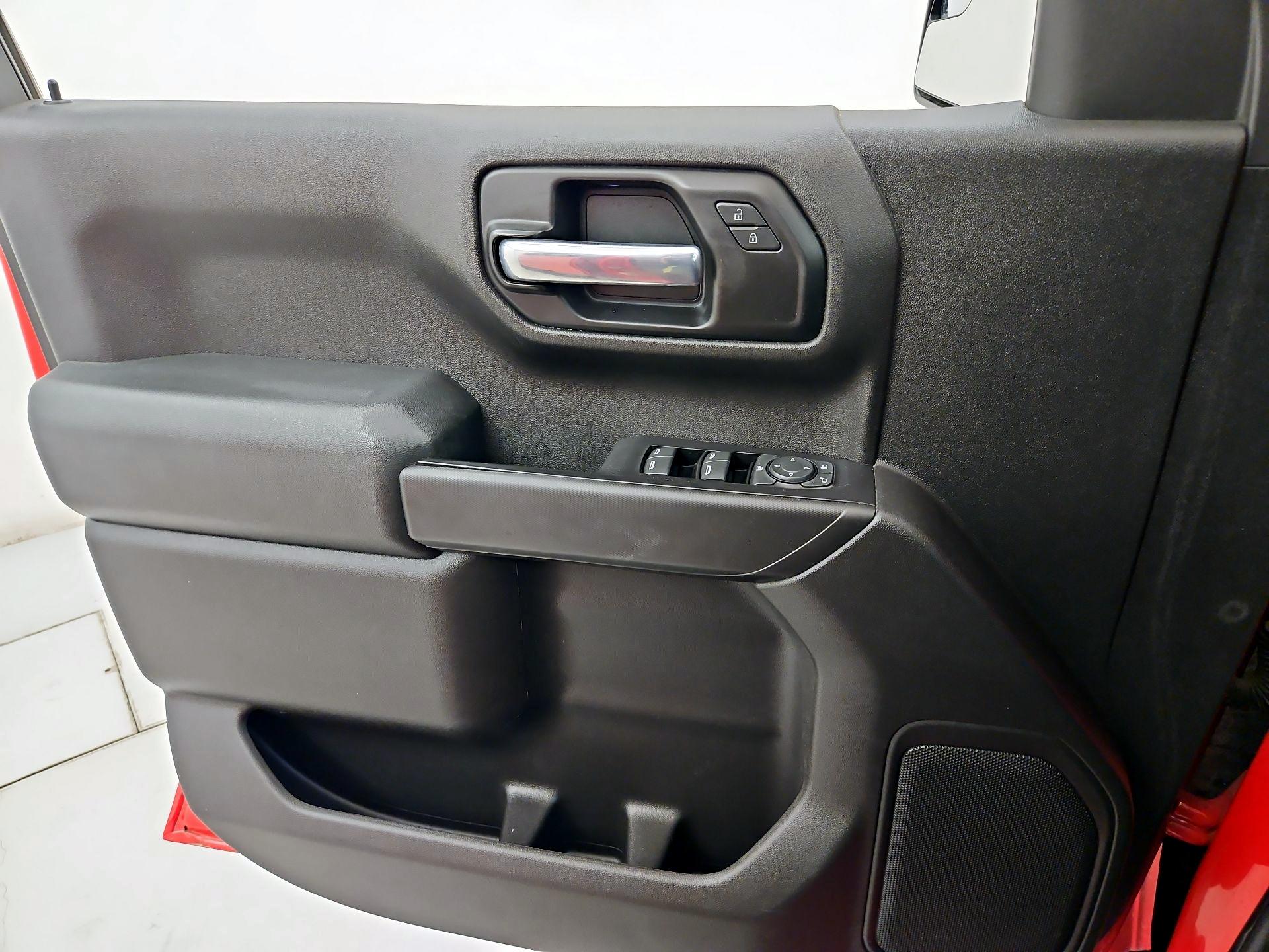 Thumbnail: 2020 Chevrolet Silverado 1500 - 12