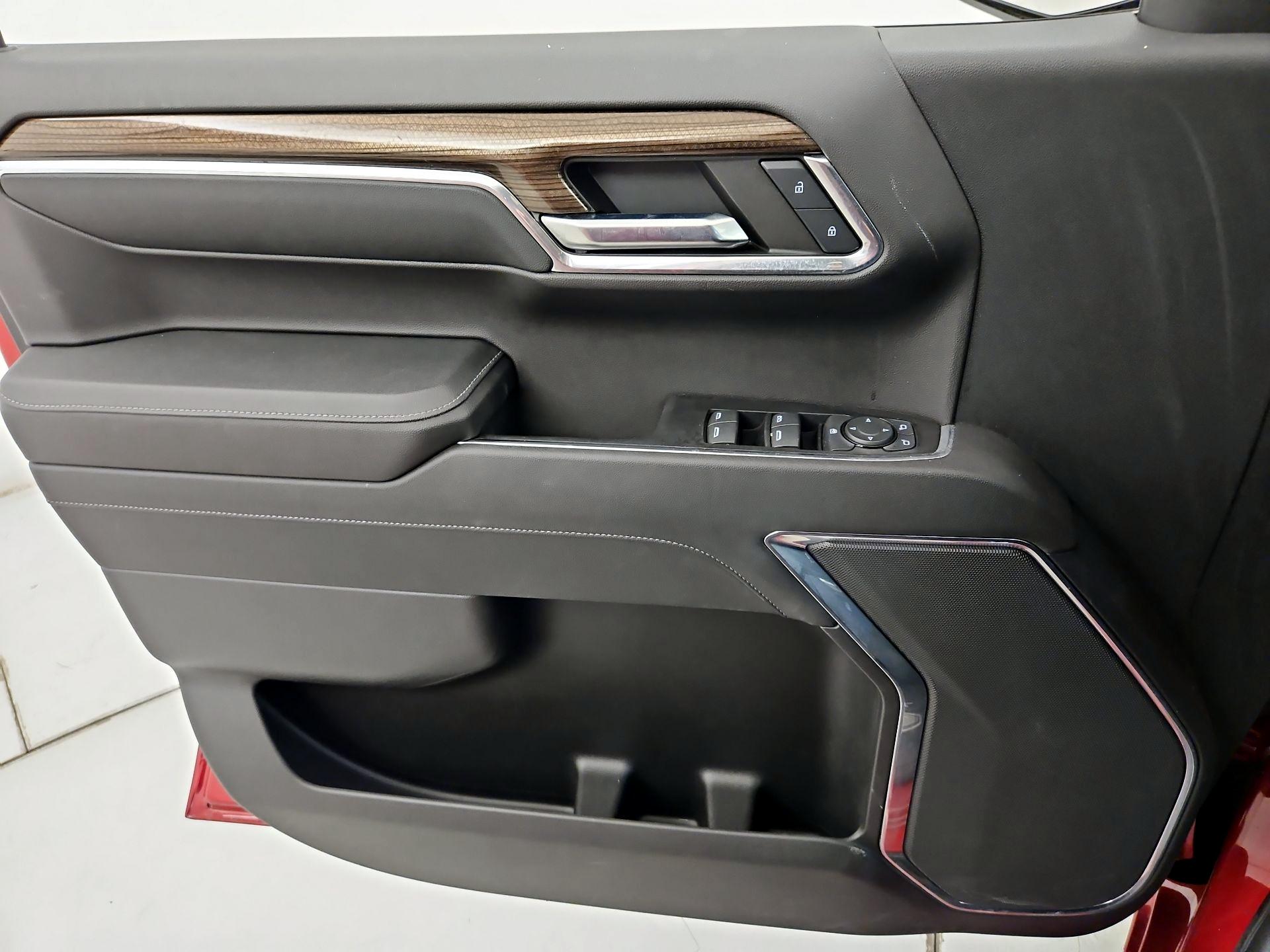 Thumbnail: 2023 Chevrolet Silverado 1500 - 12