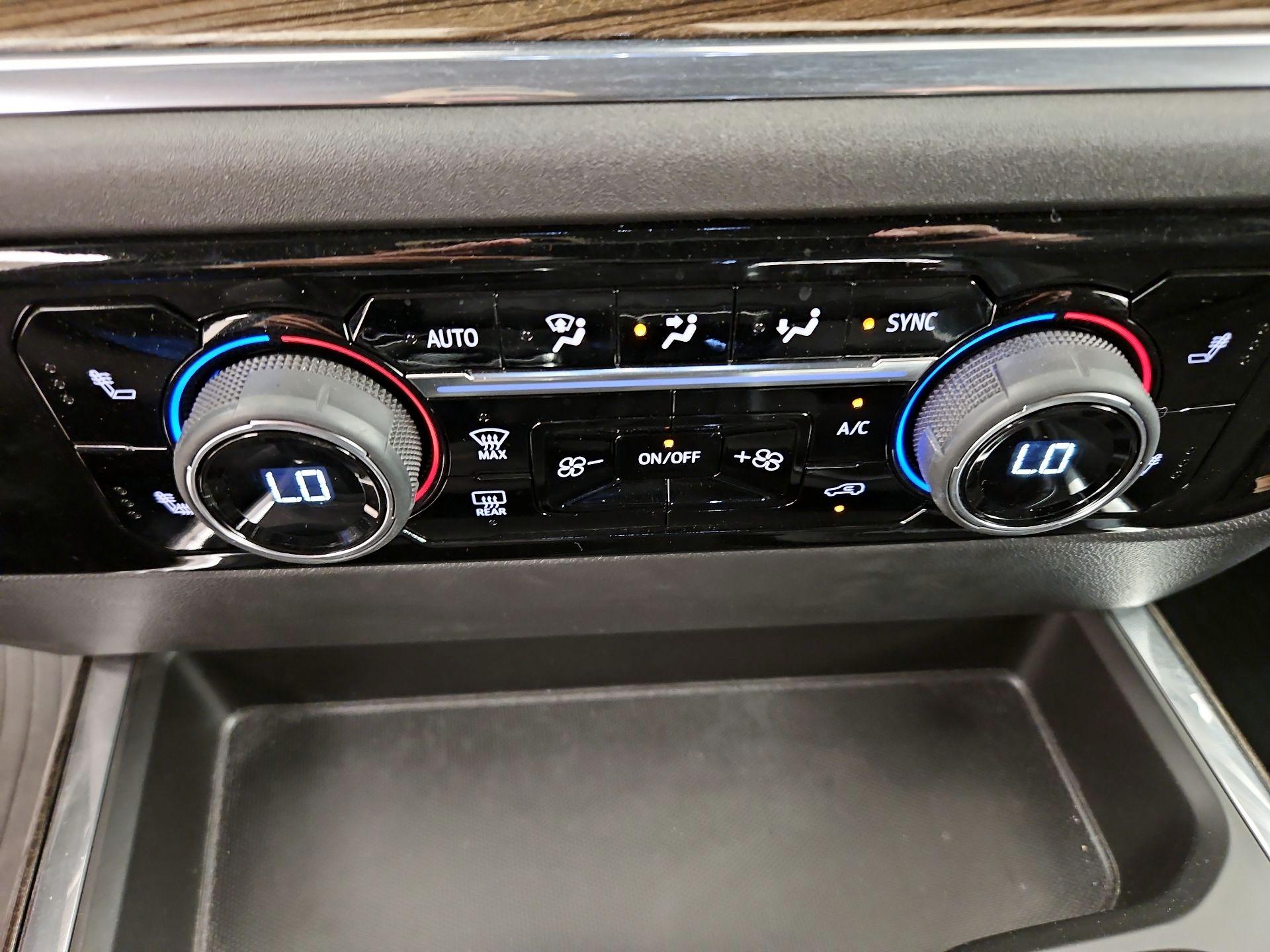 Thumbnail: 2023 Chevrolet Silverado 1500 - 16