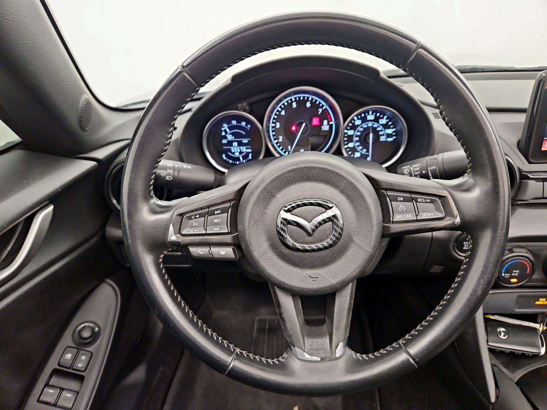 Thumbnail: 2021 Mazda MX-5 Miata - 10