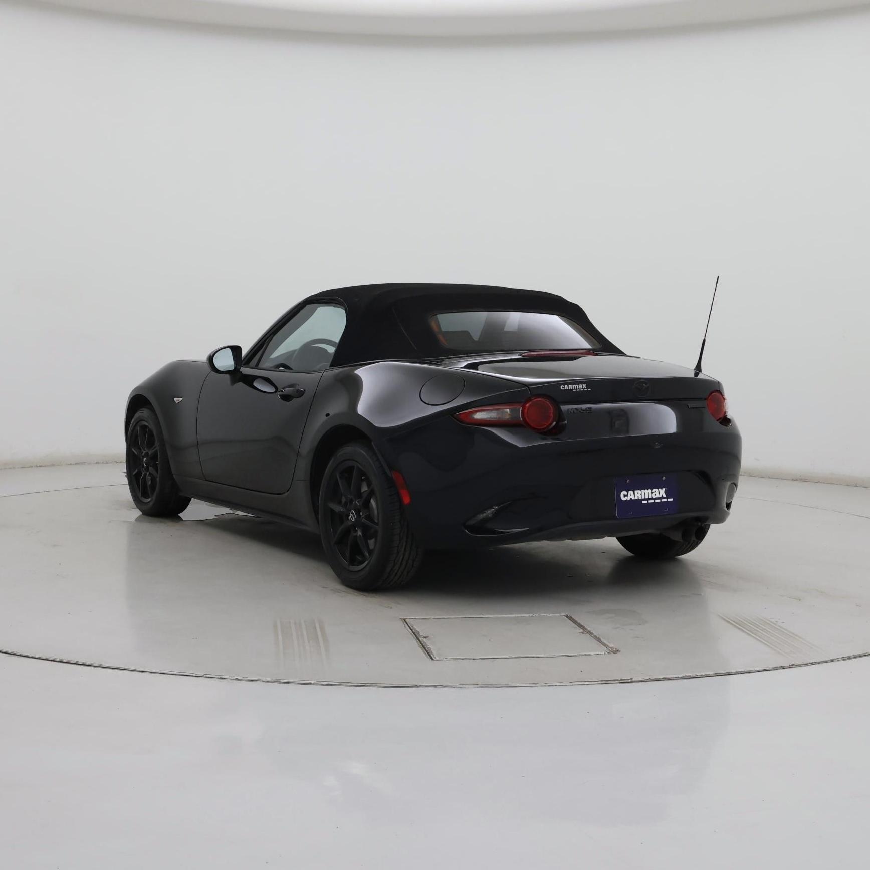 Thumbnail: 2021 Mazda MX-5 Miata - 2