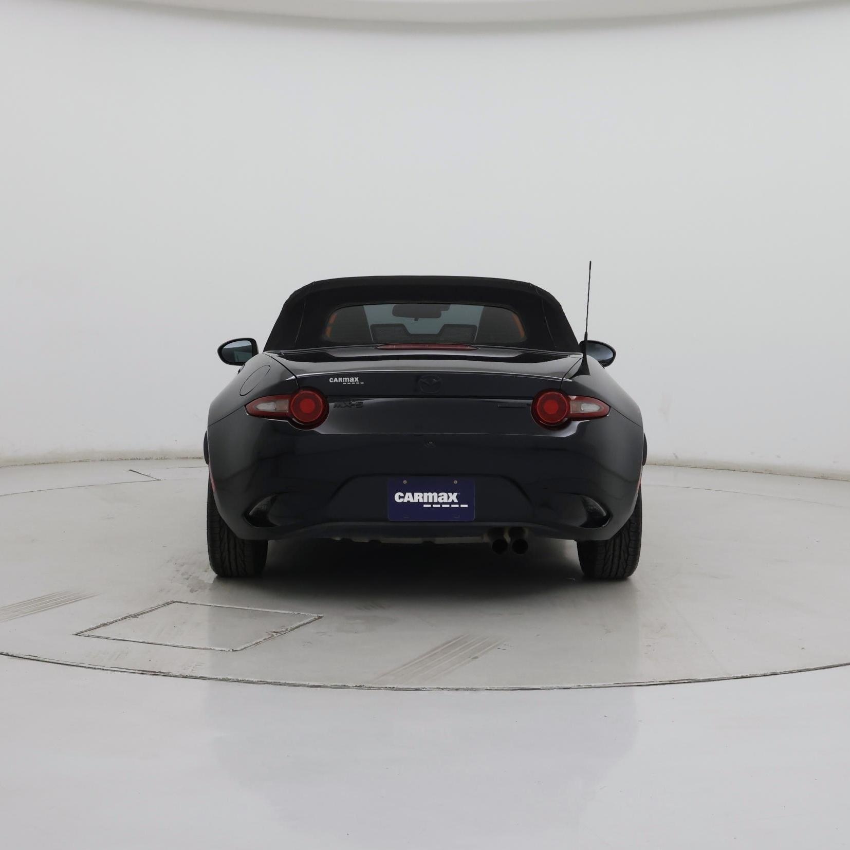 Thumbnail: 2021 Mazda MX-5 Miata - 6