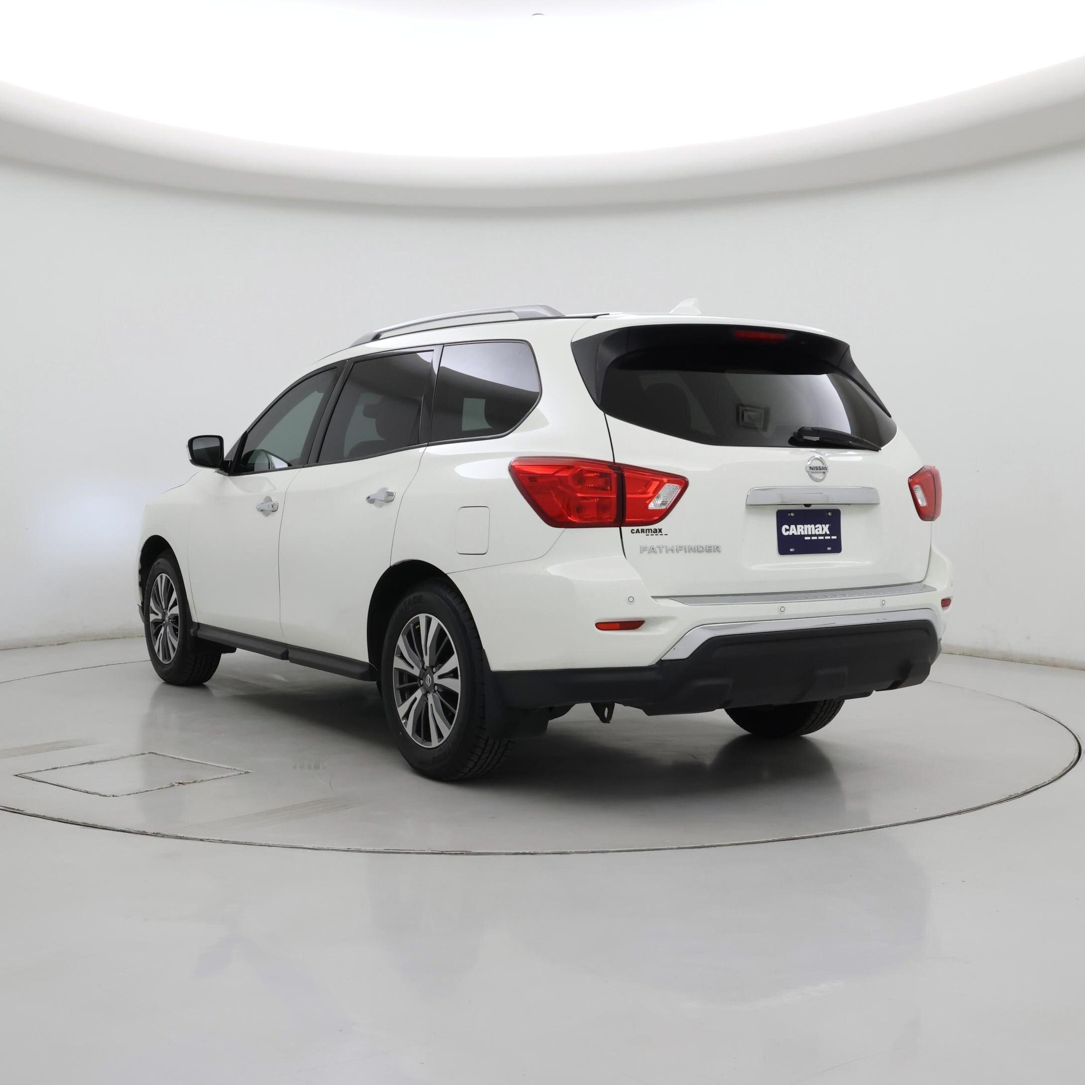 Thumbnail: 2020 Nissan Pathfinder - 2