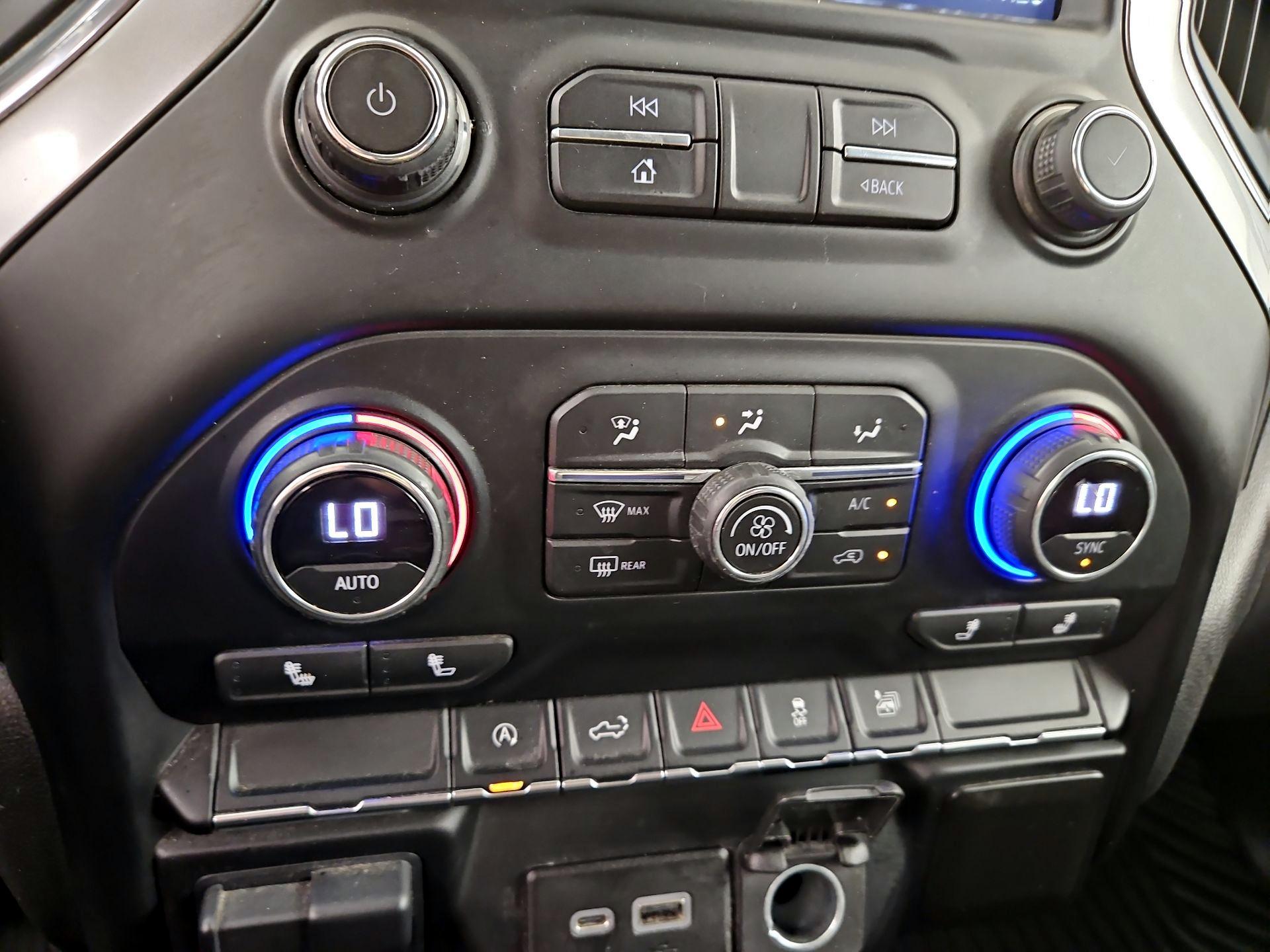 Thumbnail: 2020 Chevrolet Silverado 1500 - 16