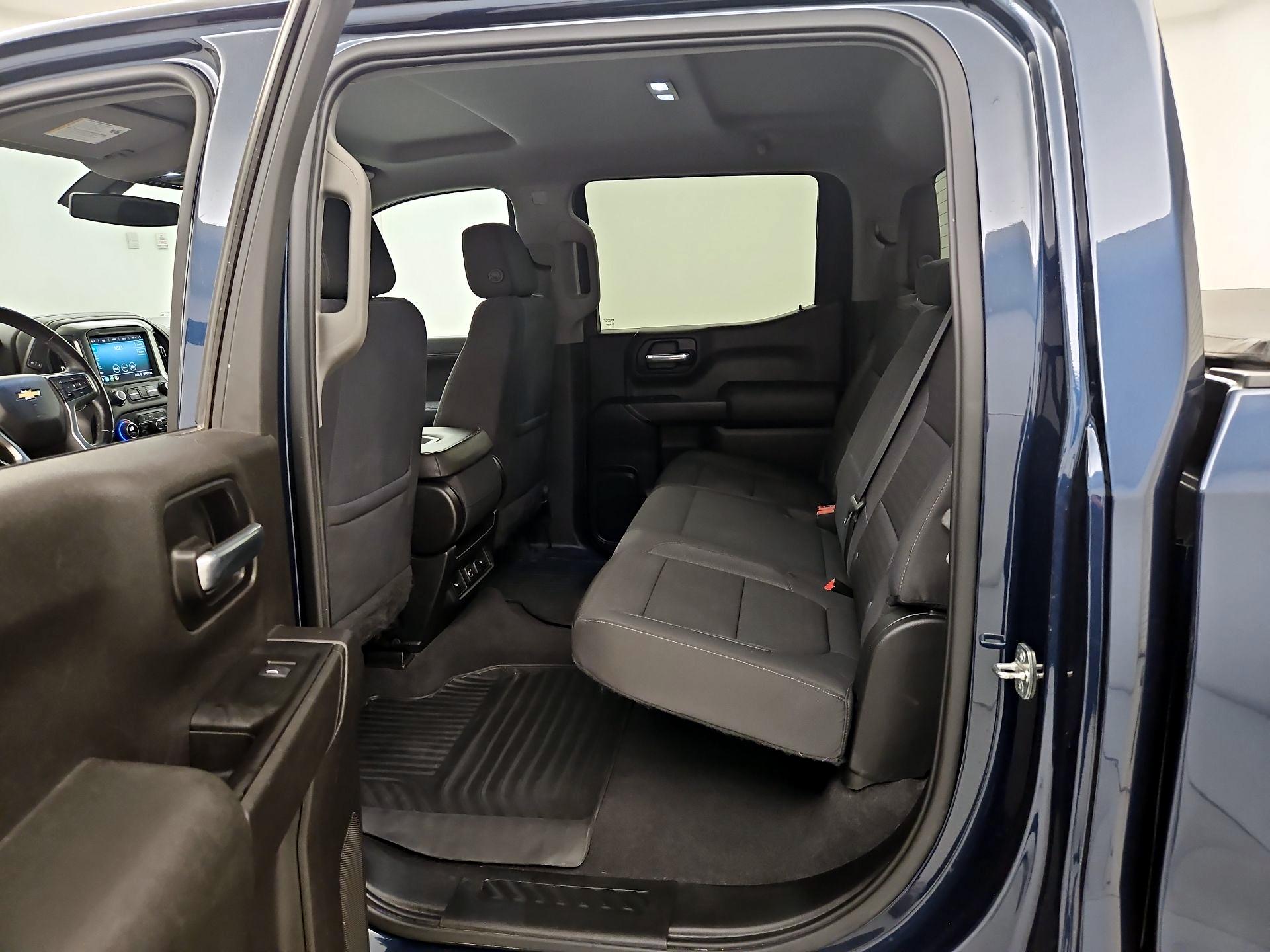 Thumbnail: 2020 Chevrolet Silverado 1500 - 19