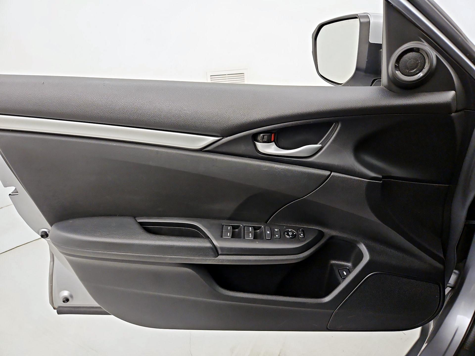 Thumbnail: 2019 Honda Civic - 12
