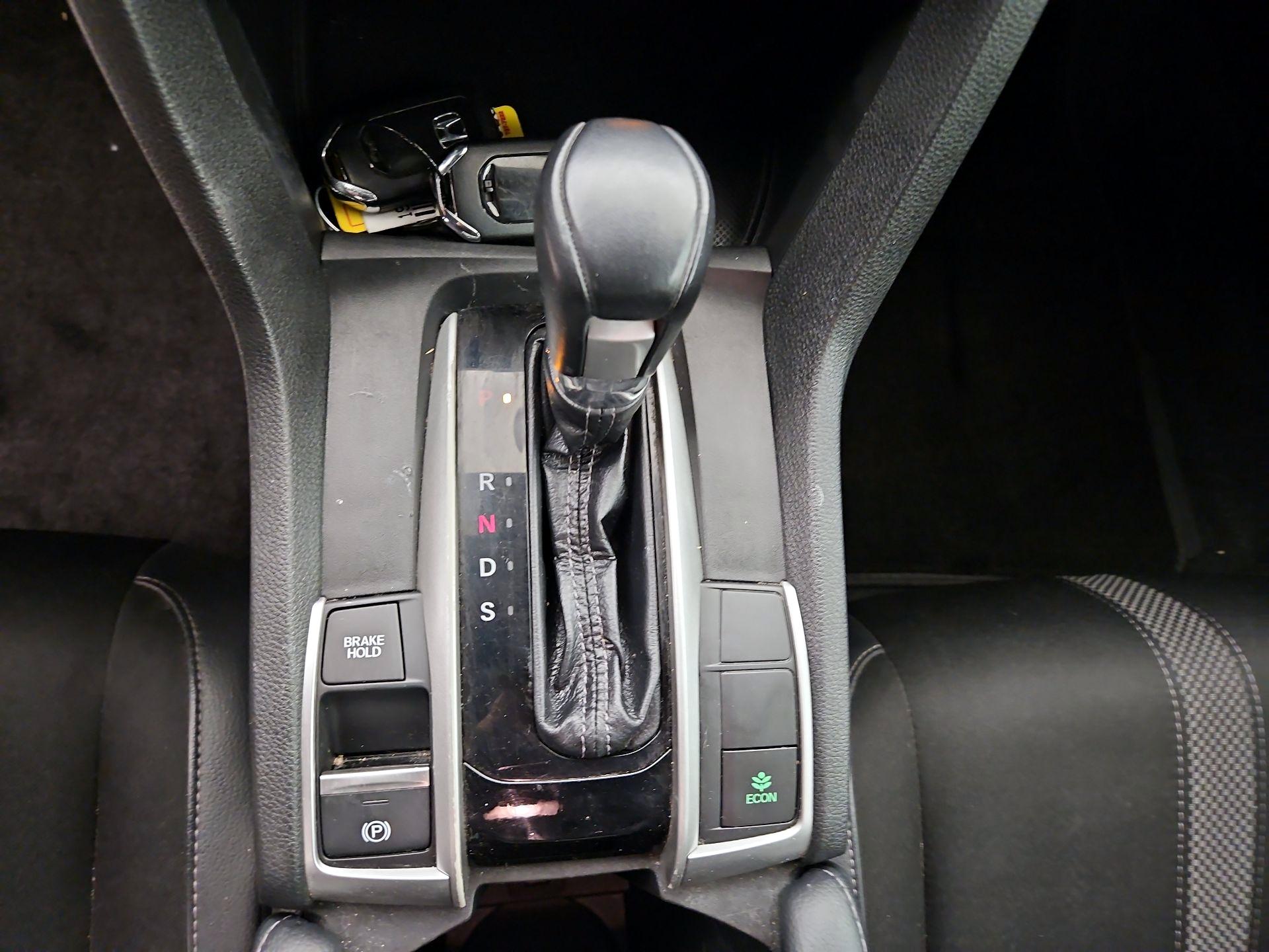 Thumbnail: 2019 Honda Civic - 17