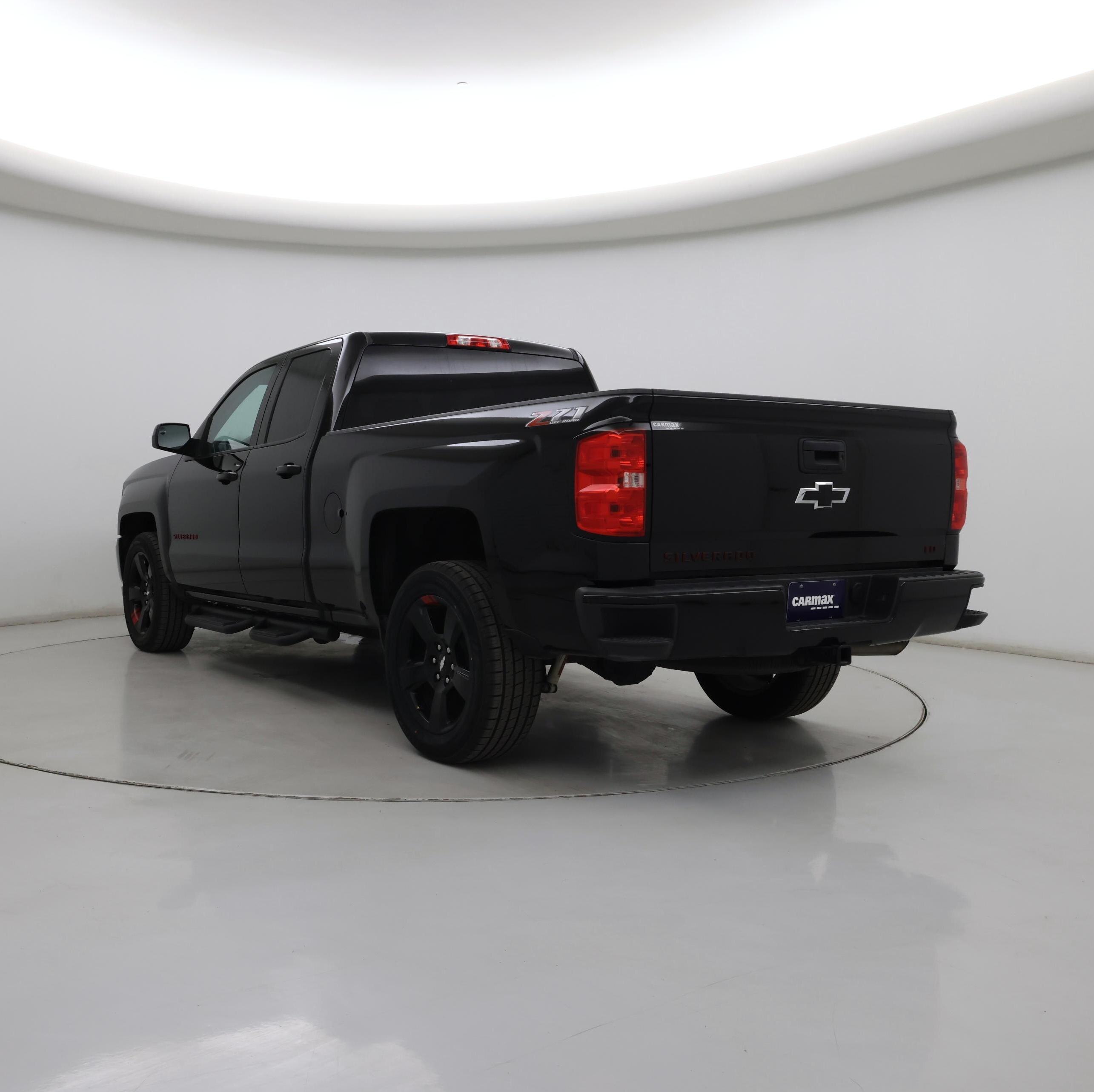Thumbnail: 2019 Chevrolet Silverado 1500 - 2