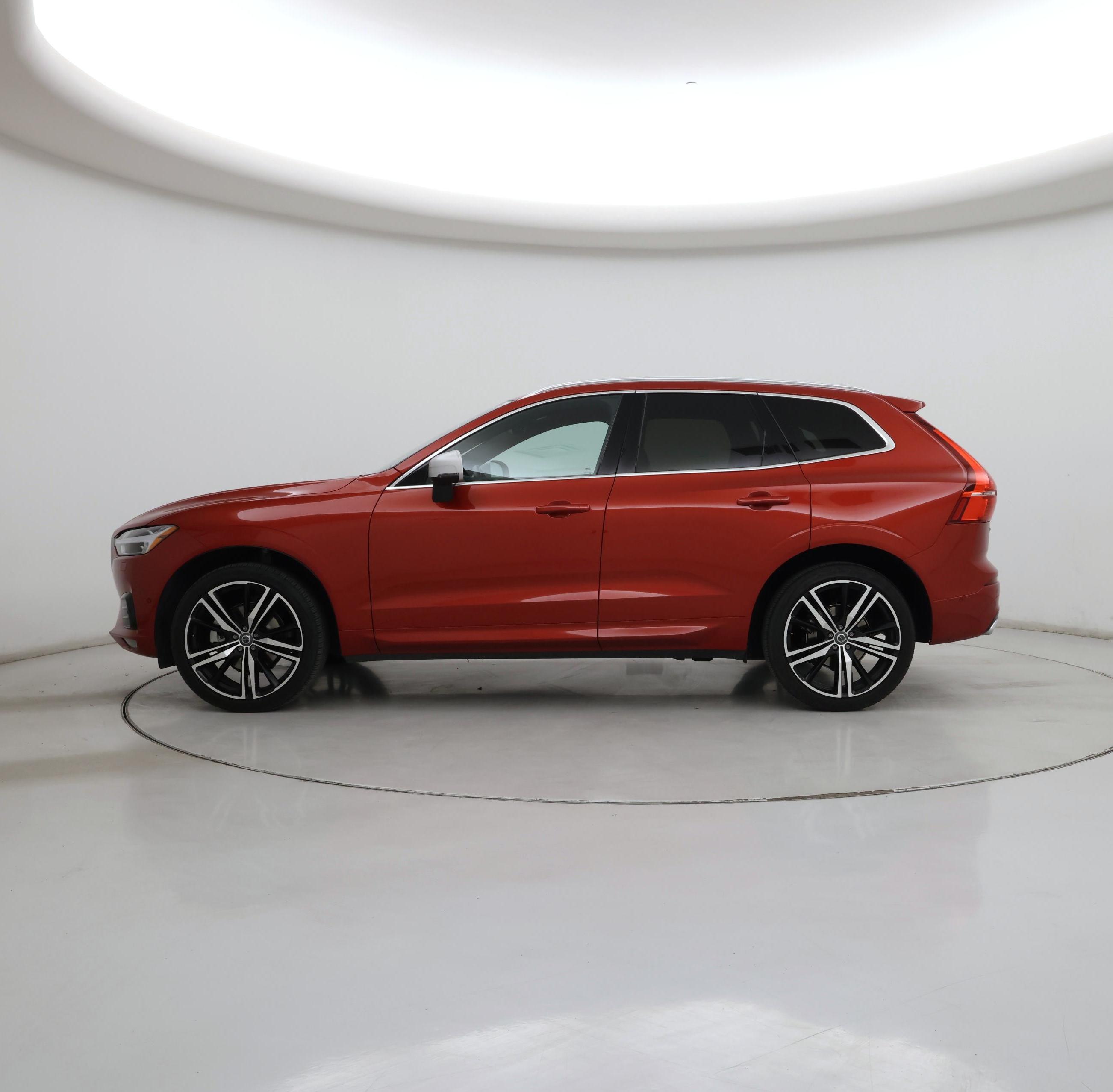 Thumbnail: 2019 Volvo XC60 - 3