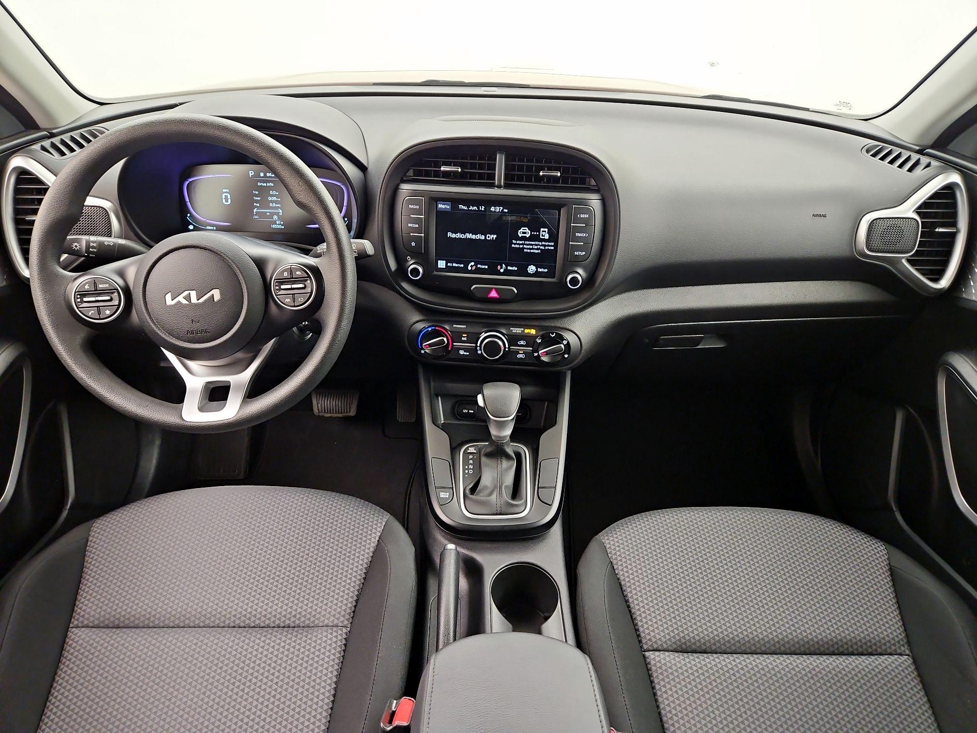 Thumbnail: 2023 Kia Soul - 9