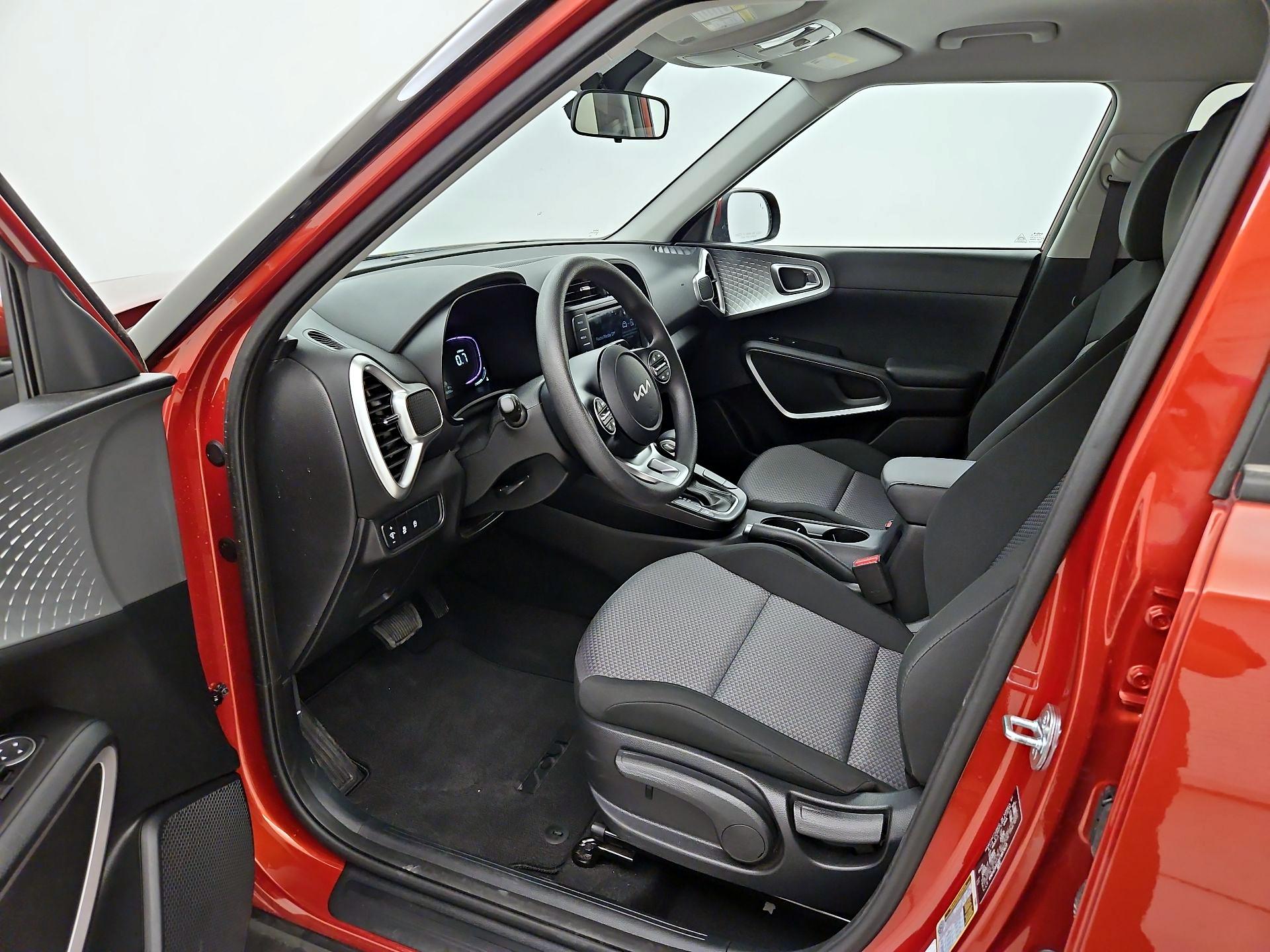 Thumbnail: 2023 Kia Soul - 11