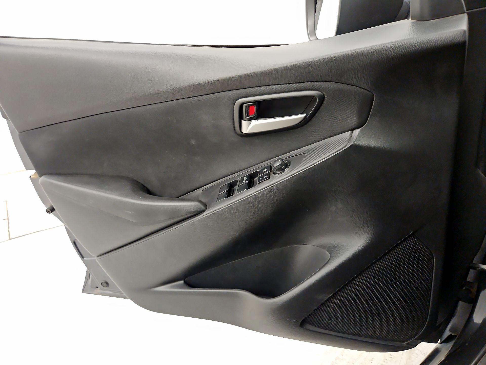 Thumbnail: 2019 Toyota Yaris - 12