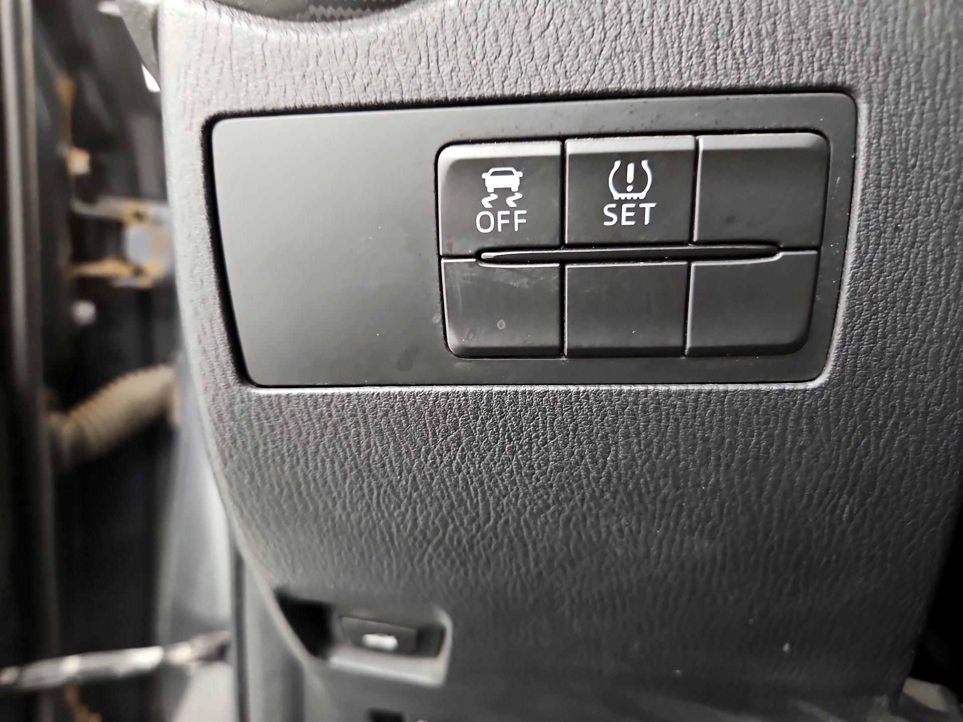 Thumbnail: 2019 Toyota Yaris - 13