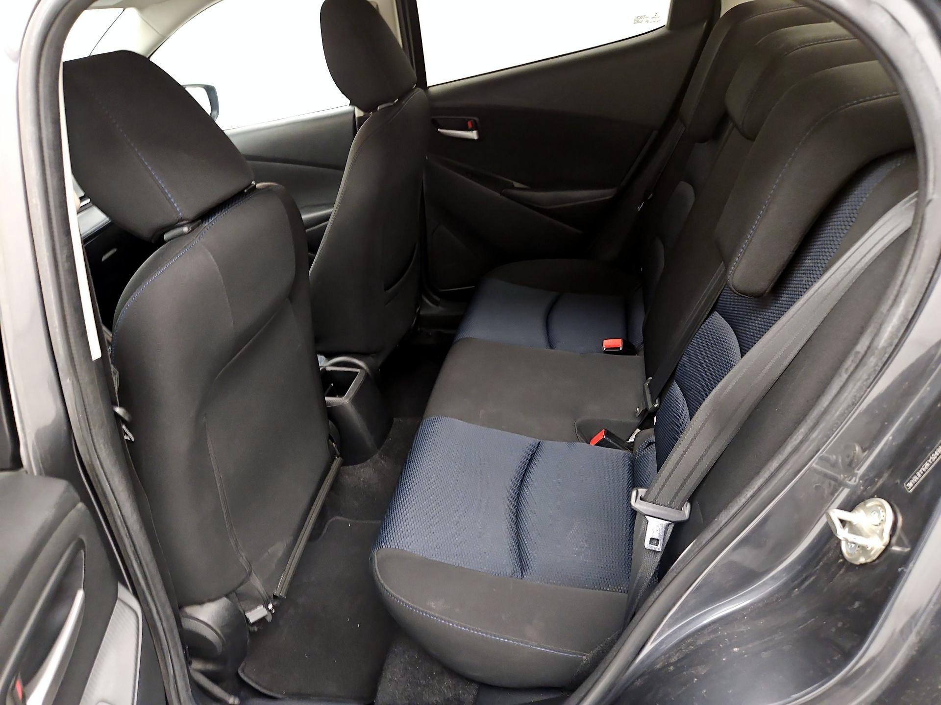 Thumbnail: 2019 Toyota Yaris - 19