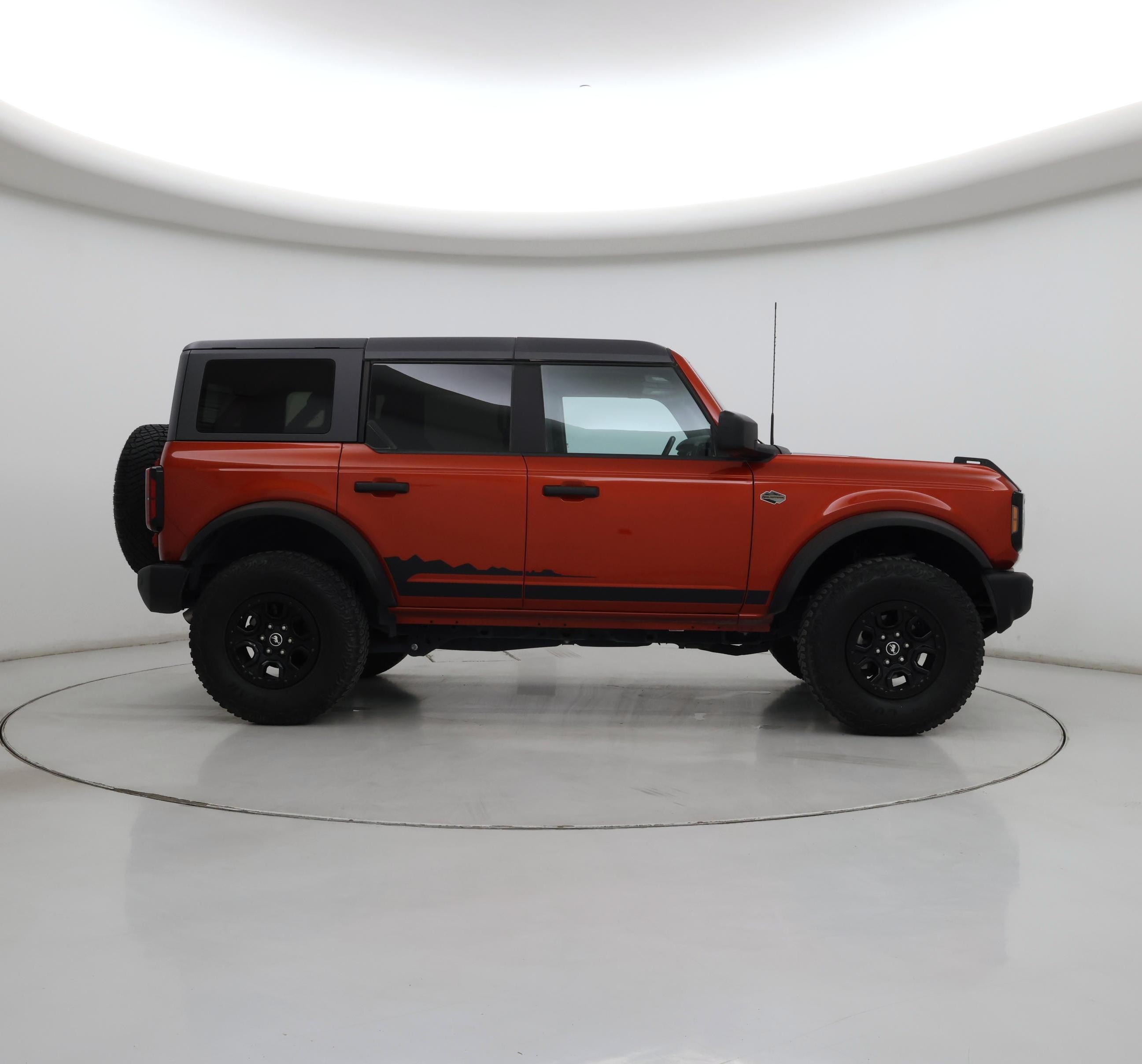 Thumbnail: 2022 Ford Bronco - 7