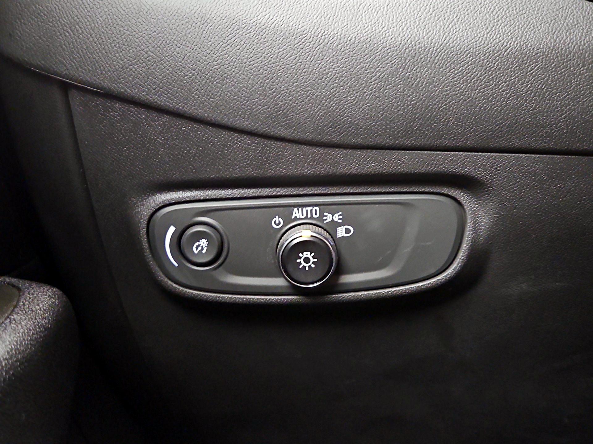 Thumbnail: 2023 Chevrolet Equinox - 13