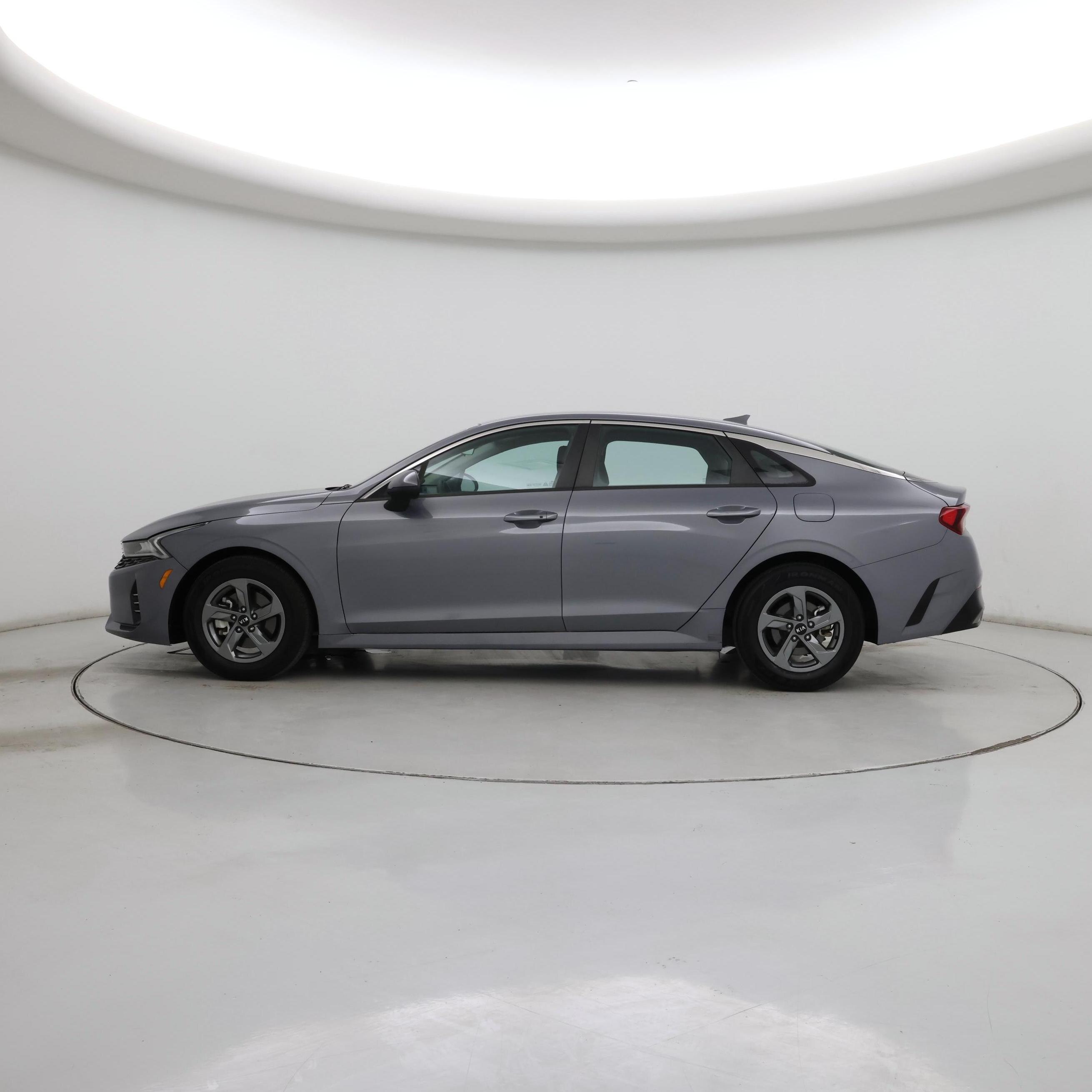 Thumbnail: 2021 Kia K5 - 3
