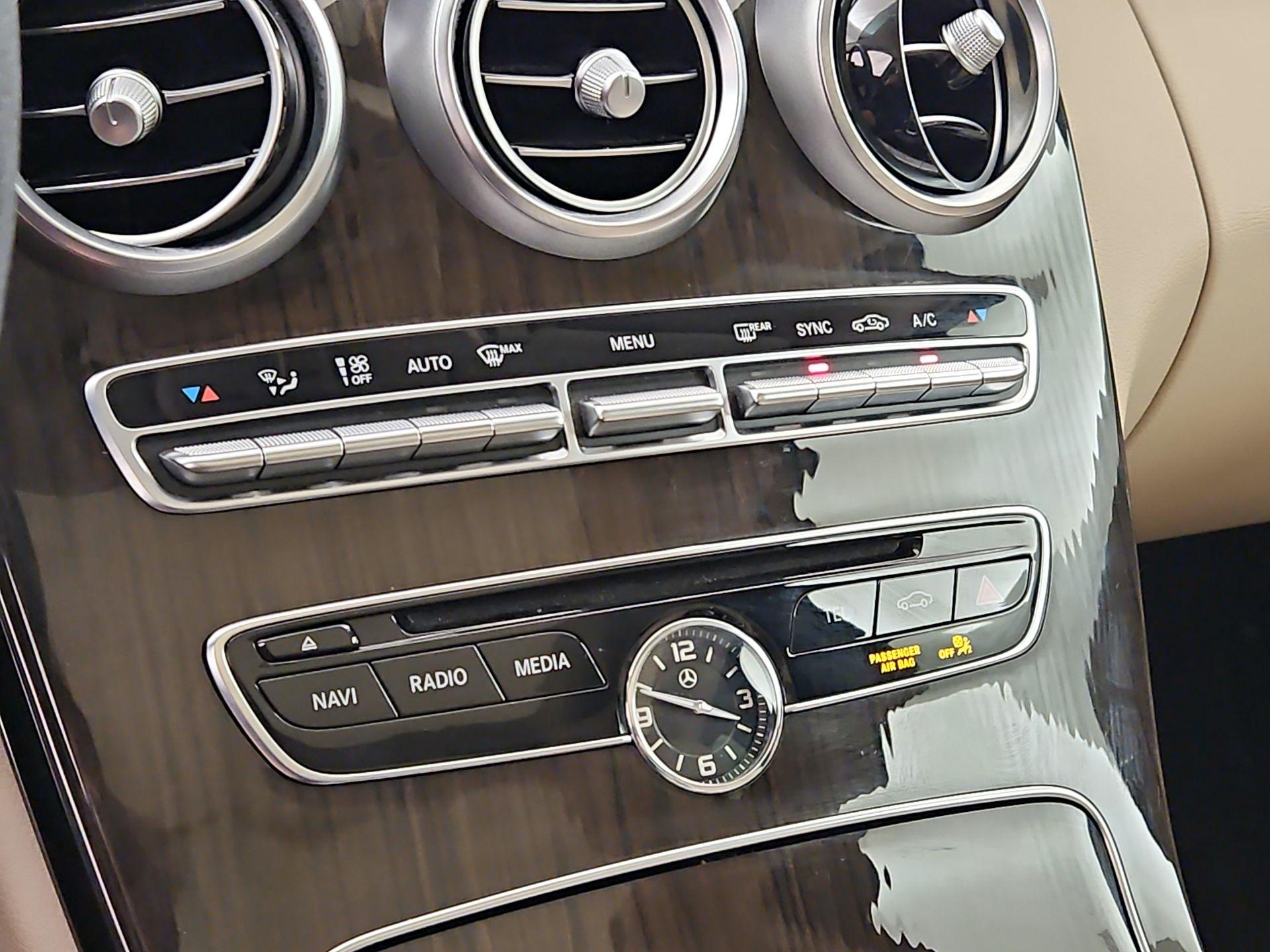 Thumbnail: 2018 Mercedes-Benz C-Class - 17