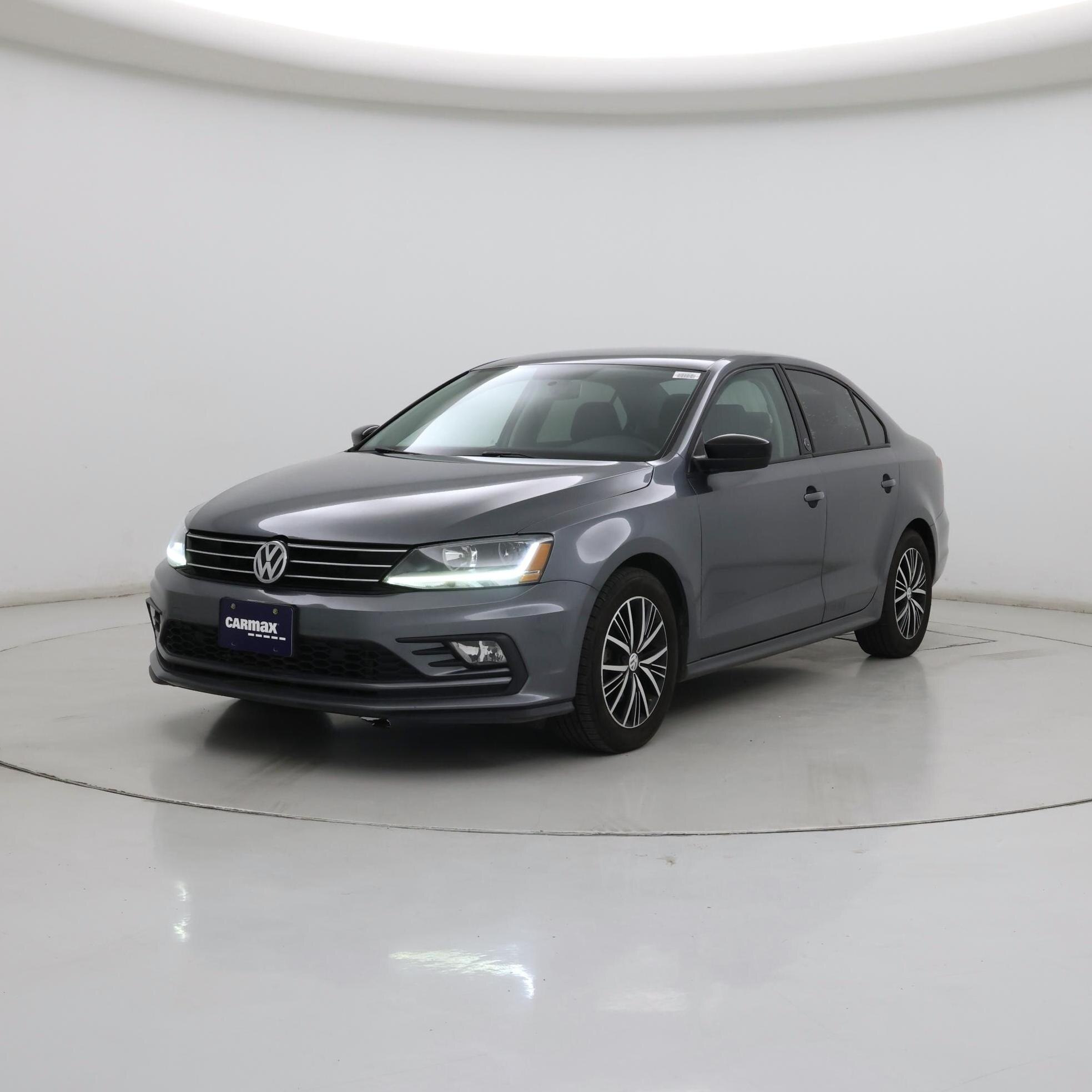 Thumbnail: 2018 Volkswagen Jetta - 4