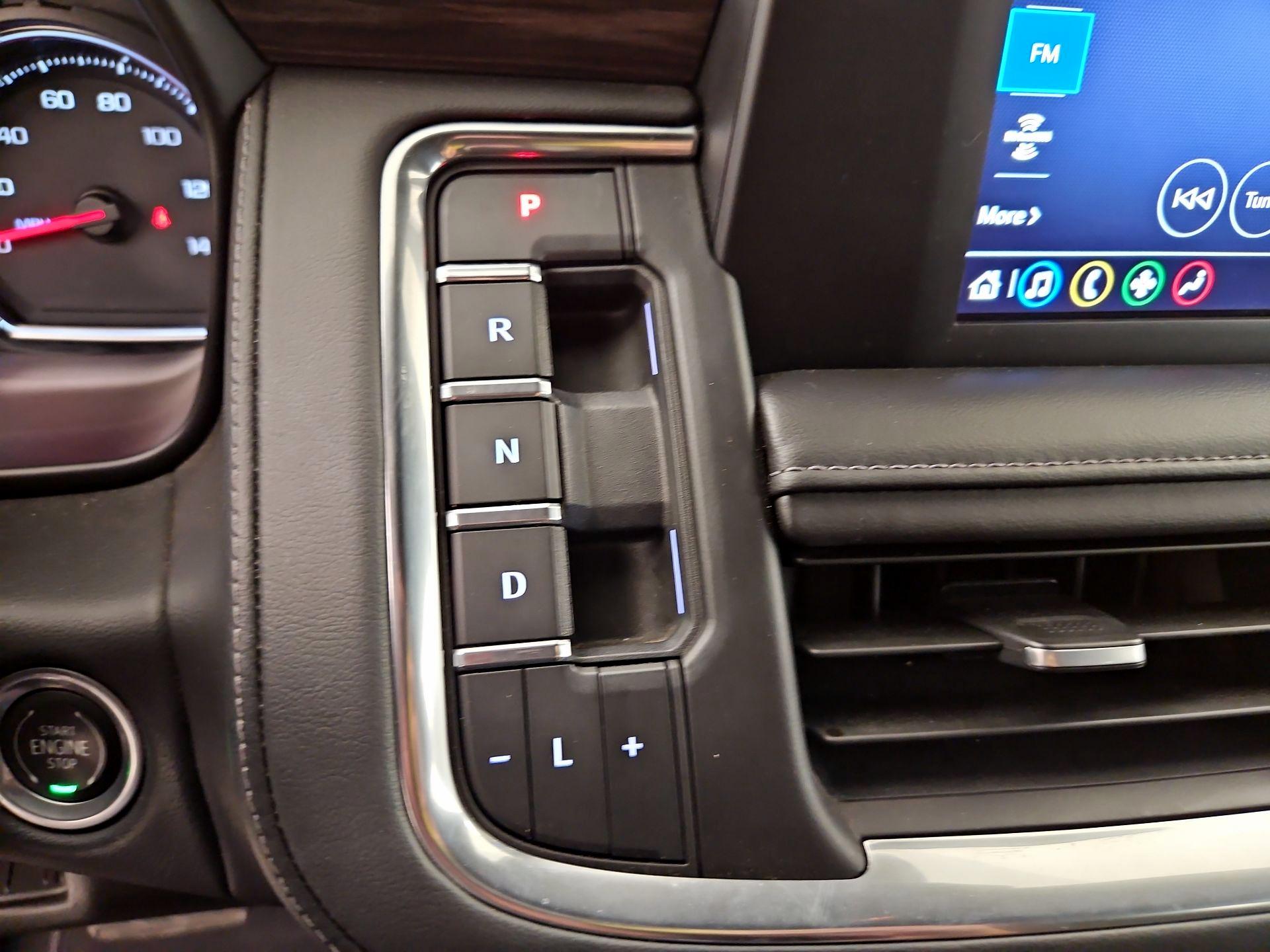 Thumbnail: 2023 Chevrolet Tahoe - 17