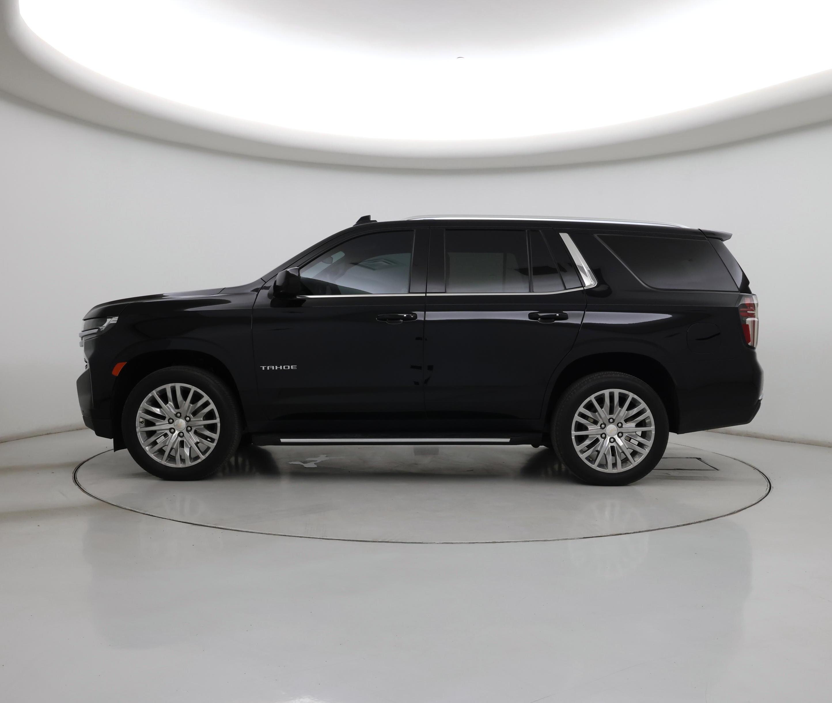 Thumbnail: 2023 Chevrolet Tahoe - 3