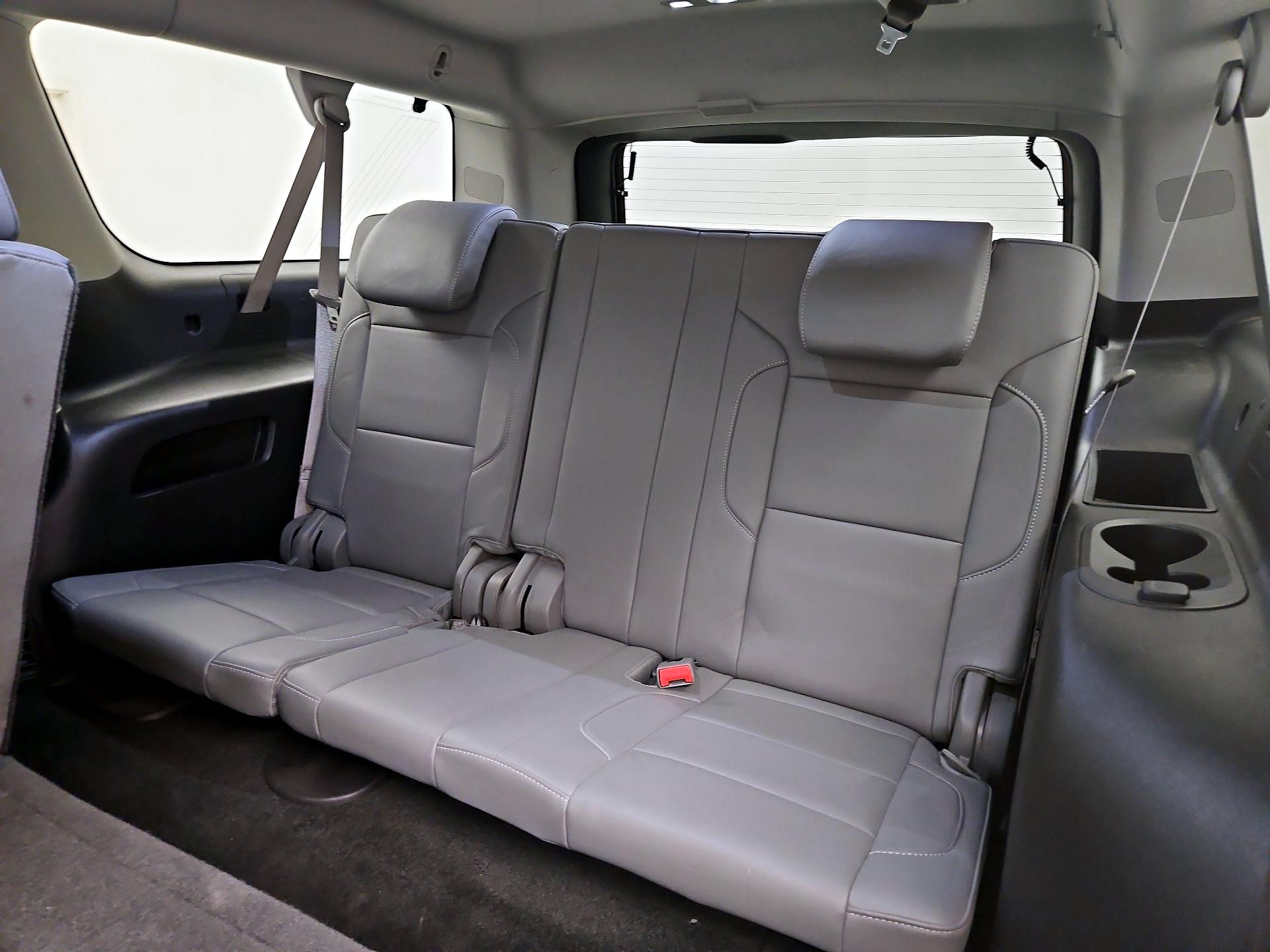 Thumbnail: 2016 Chevrolet Suburban - 20