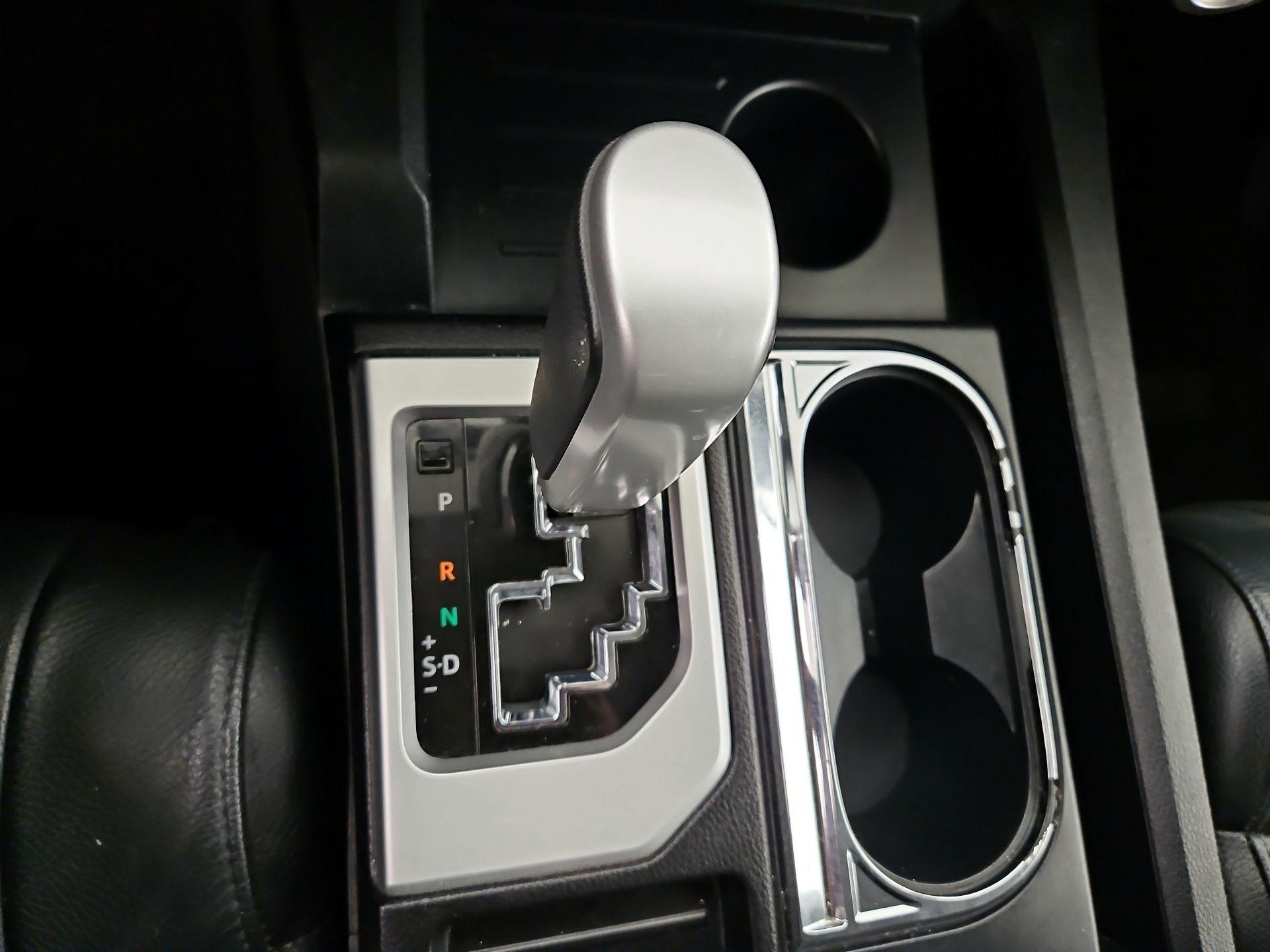Thumbnail: 2019 Toyota Tundra - 18