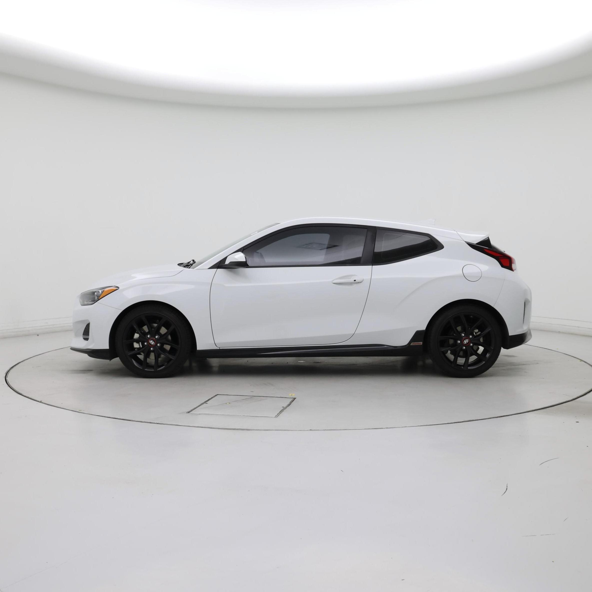 Thumbnail: 2020 Hyundai Veloster - 3