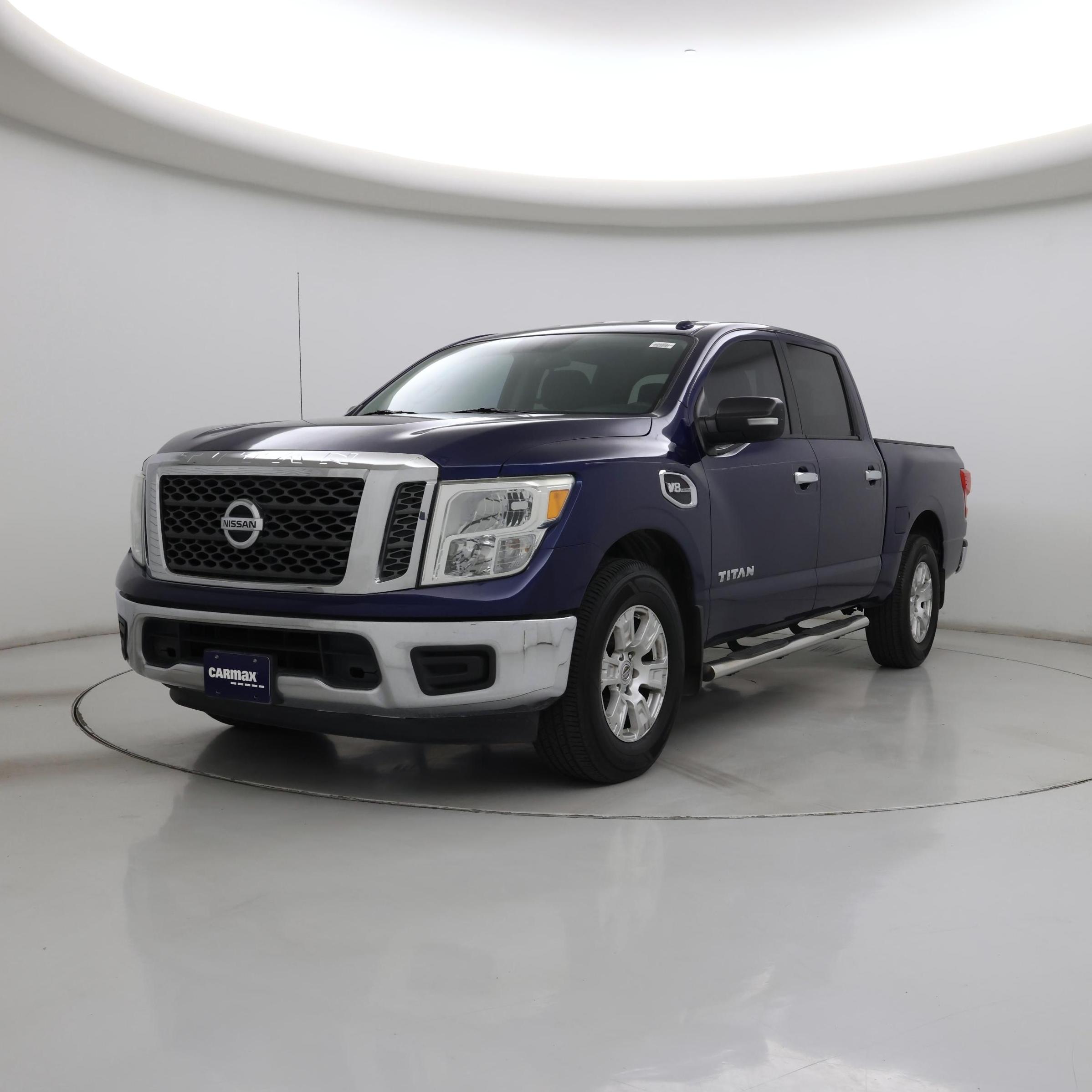 Thumbnail: 2017 Nissan Titan - 4