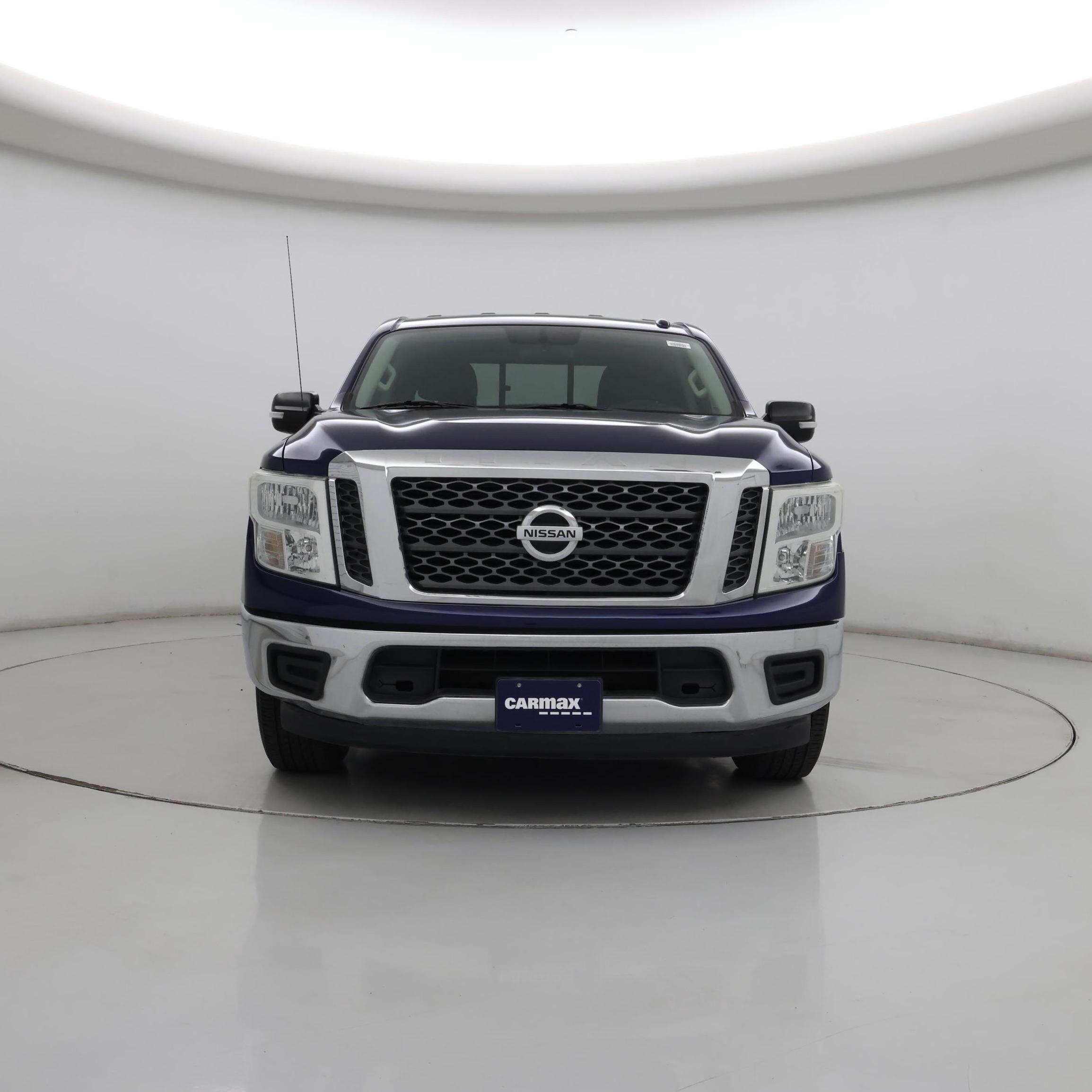 Thumbnail: 2017 Nissan Titan - 5