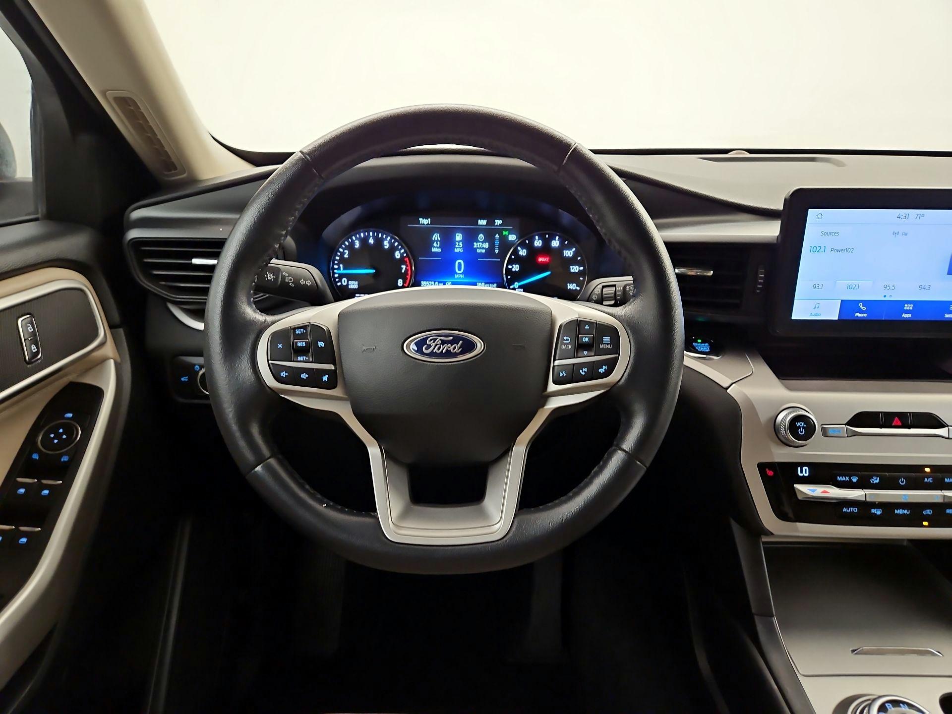 Thumbnail: 2021 Ford Explorer - 10