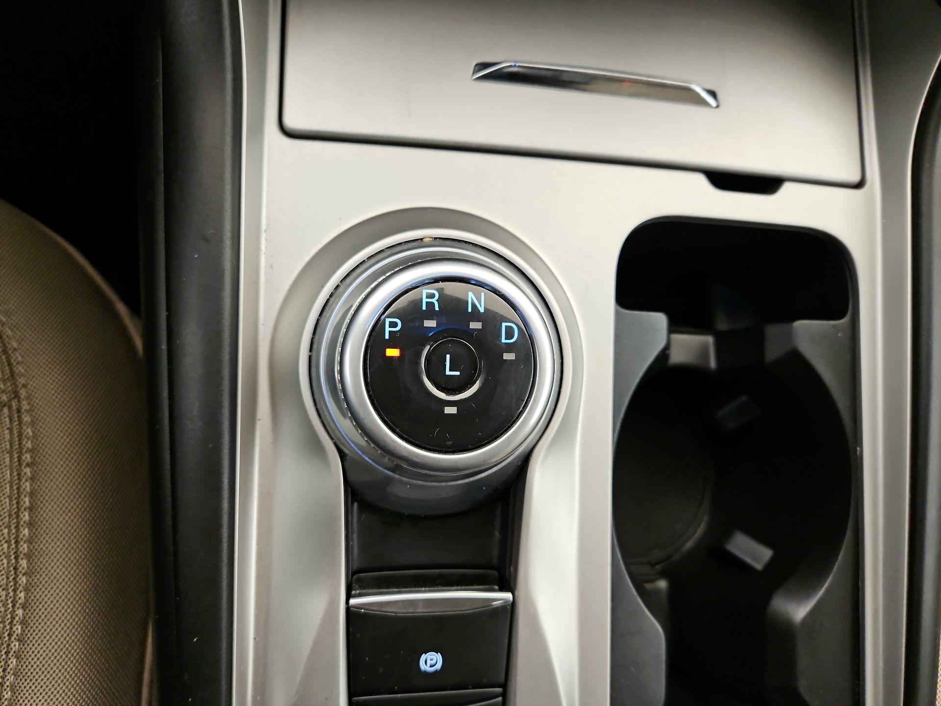 Thumbnail: 2021 Ford Explorer - 17